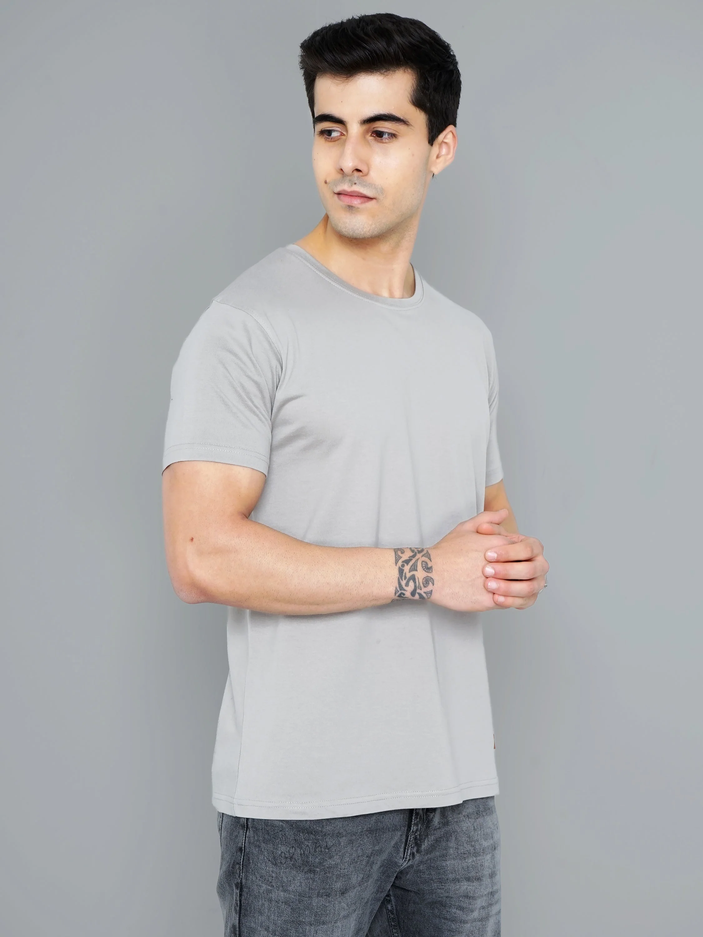 Men Plain Grey T-Shirt - Image 5