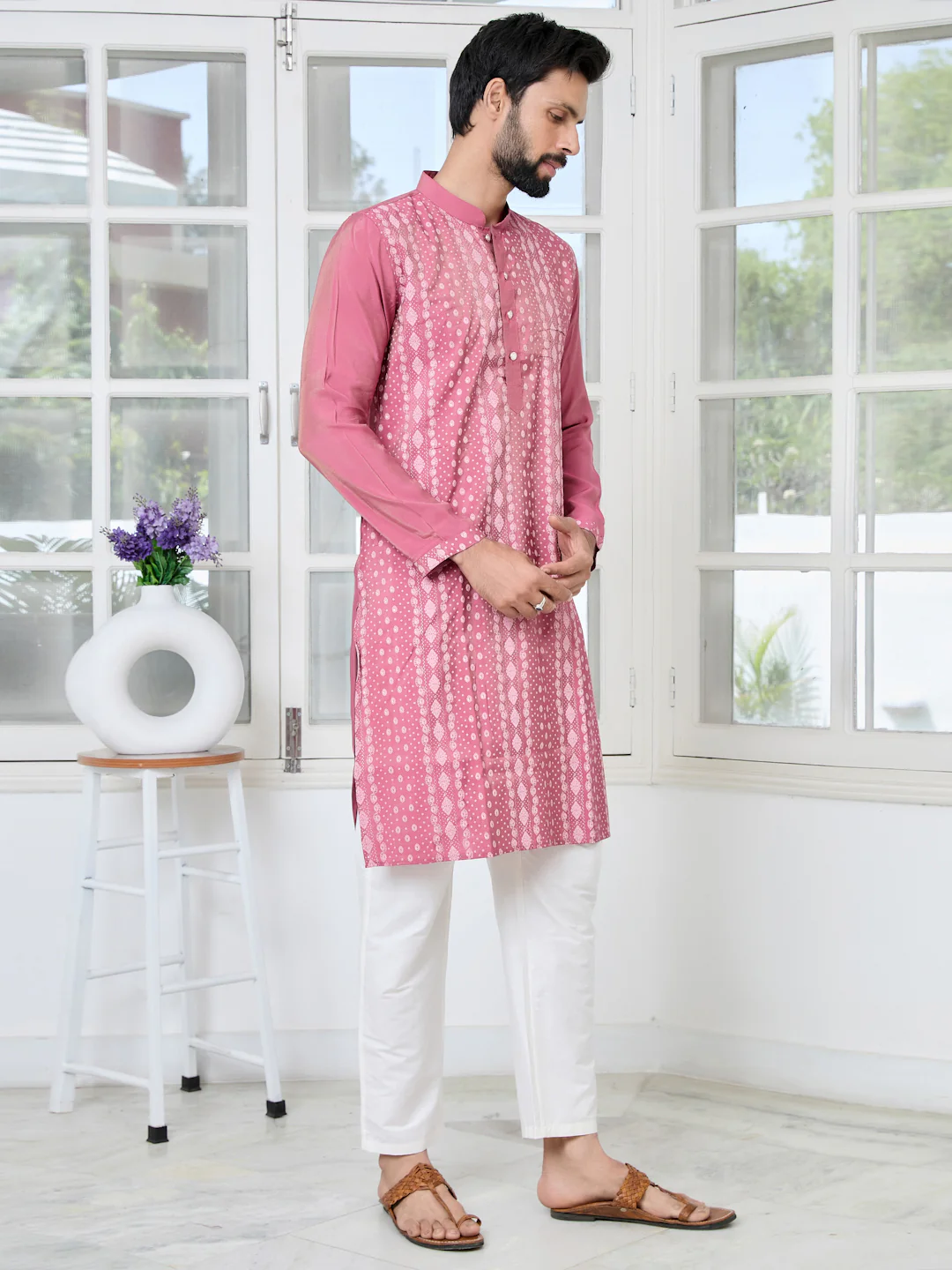 Men Plum Embossed and Foil Kurta - Image 3