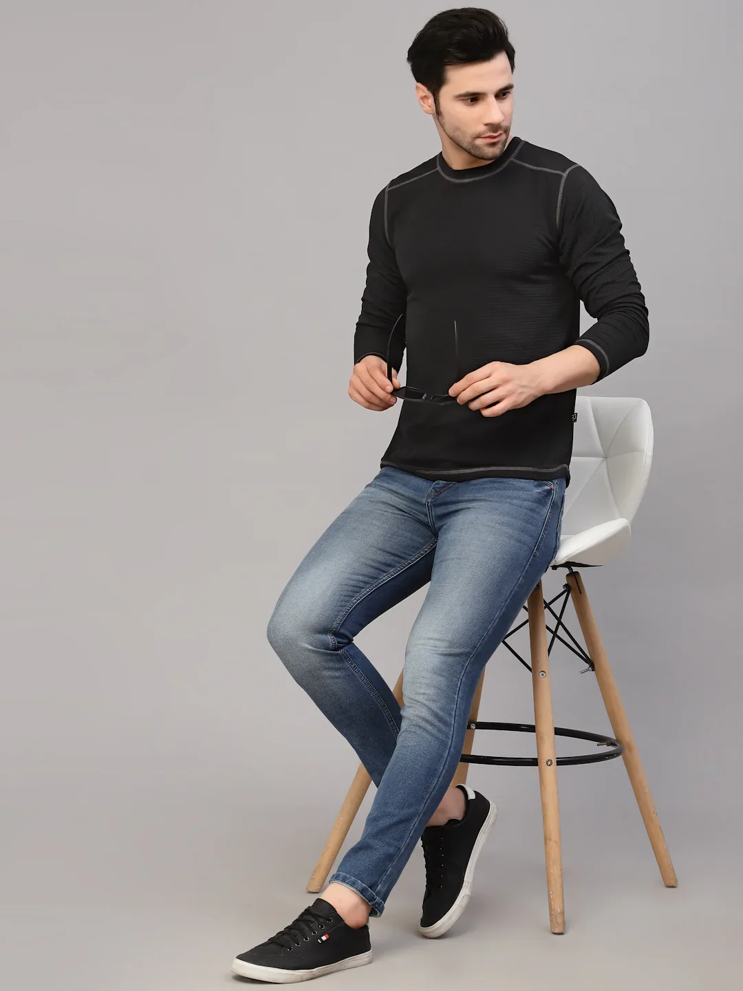 Men Black Poly Corduroy Round Neck TShirt - Image 5