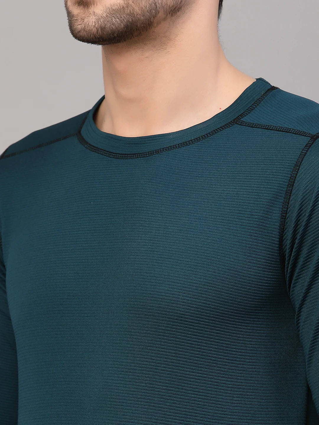 Men Poly Corduroy Round Neck T-Shirt - Image 4