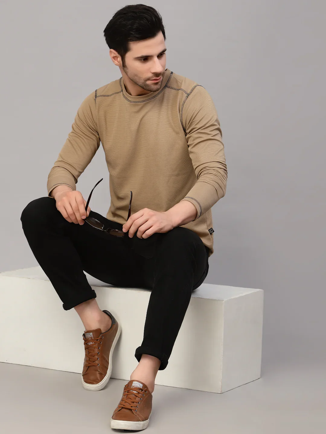 Men Poly Corduroy Round Neck TShirt - Image 3