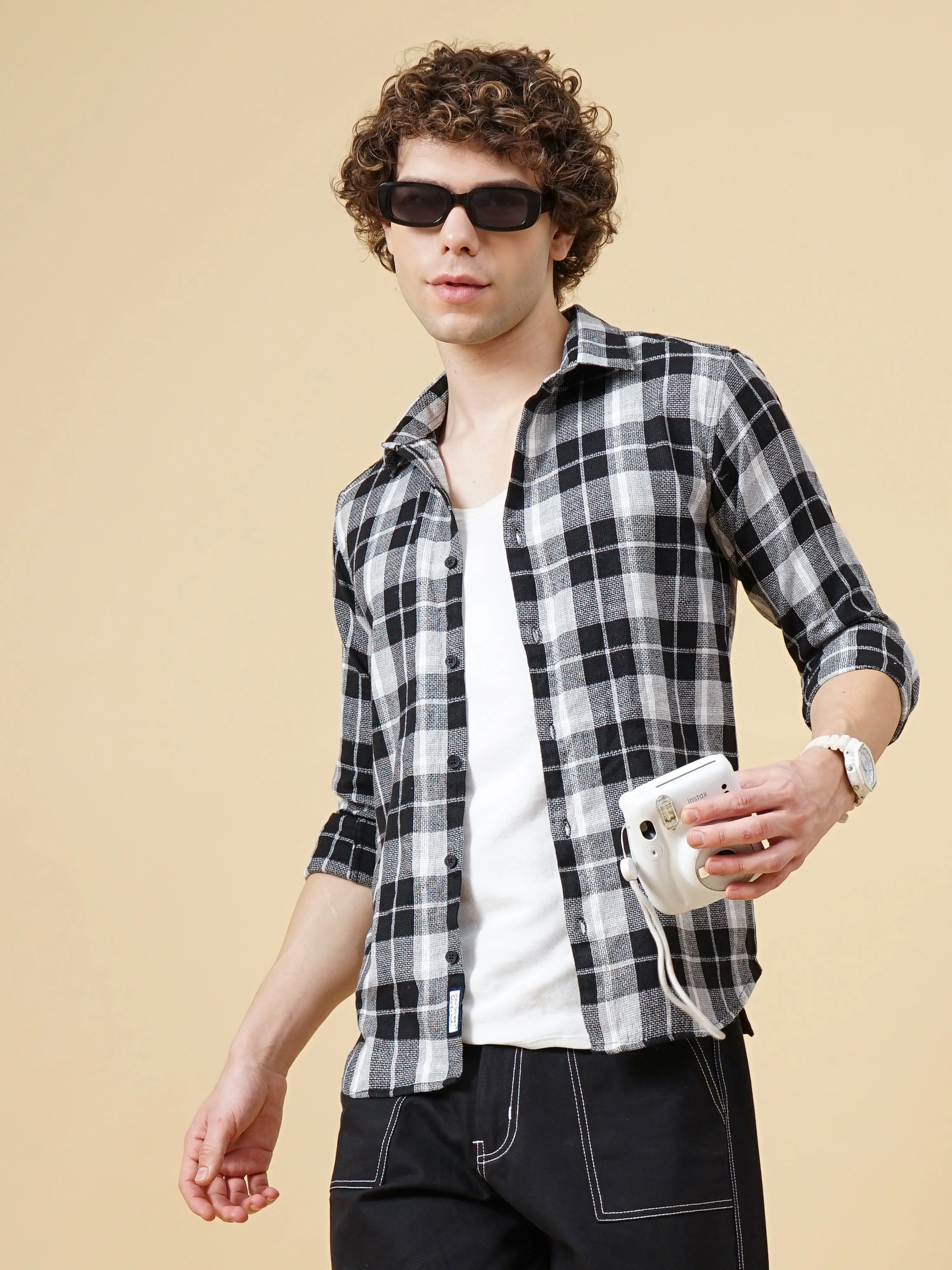 Men Porto Black Checks Shirt - Image 2