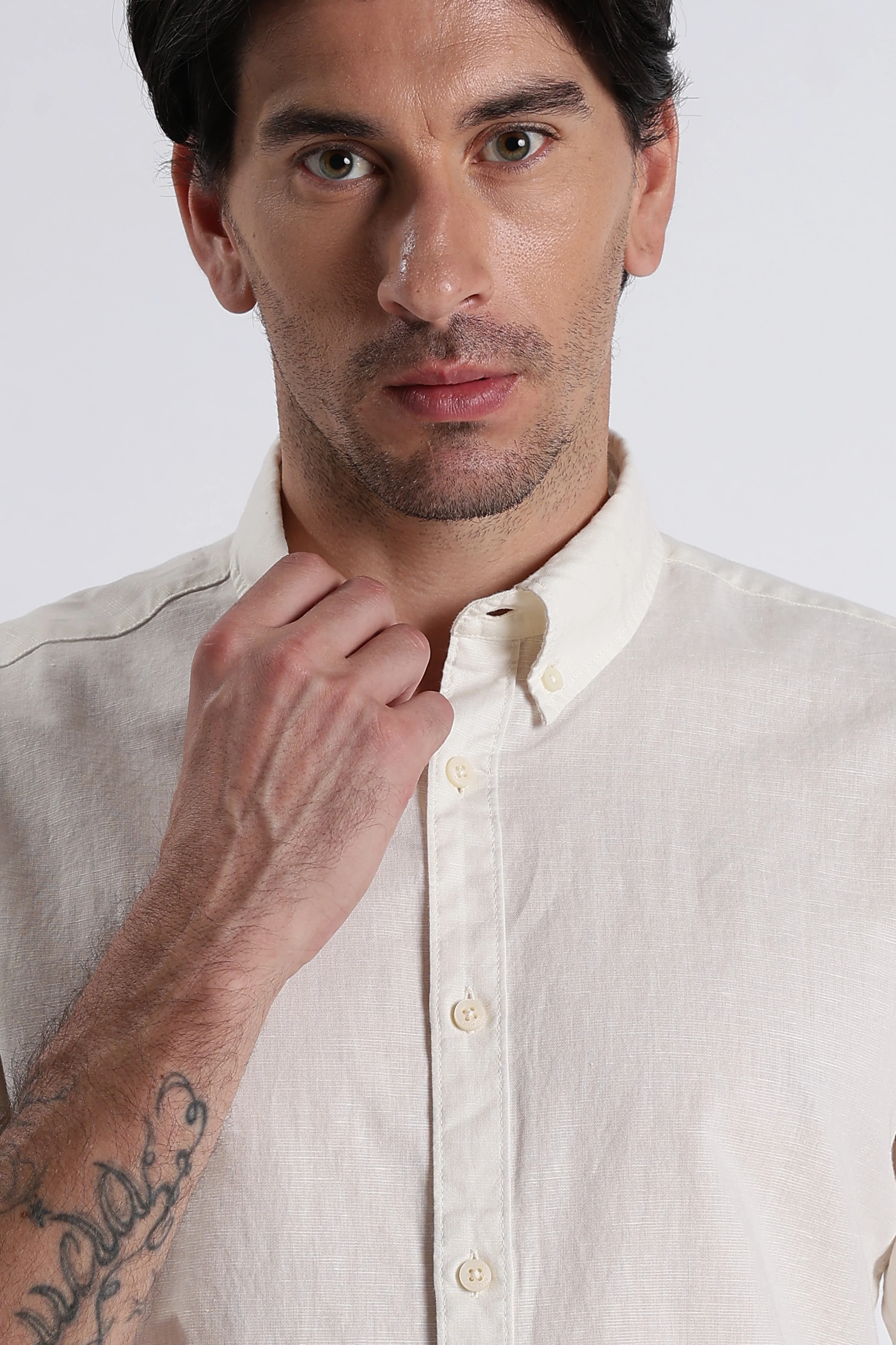 Men Premium Cotton Linen Slim Fit Solid Shirt - Image 3