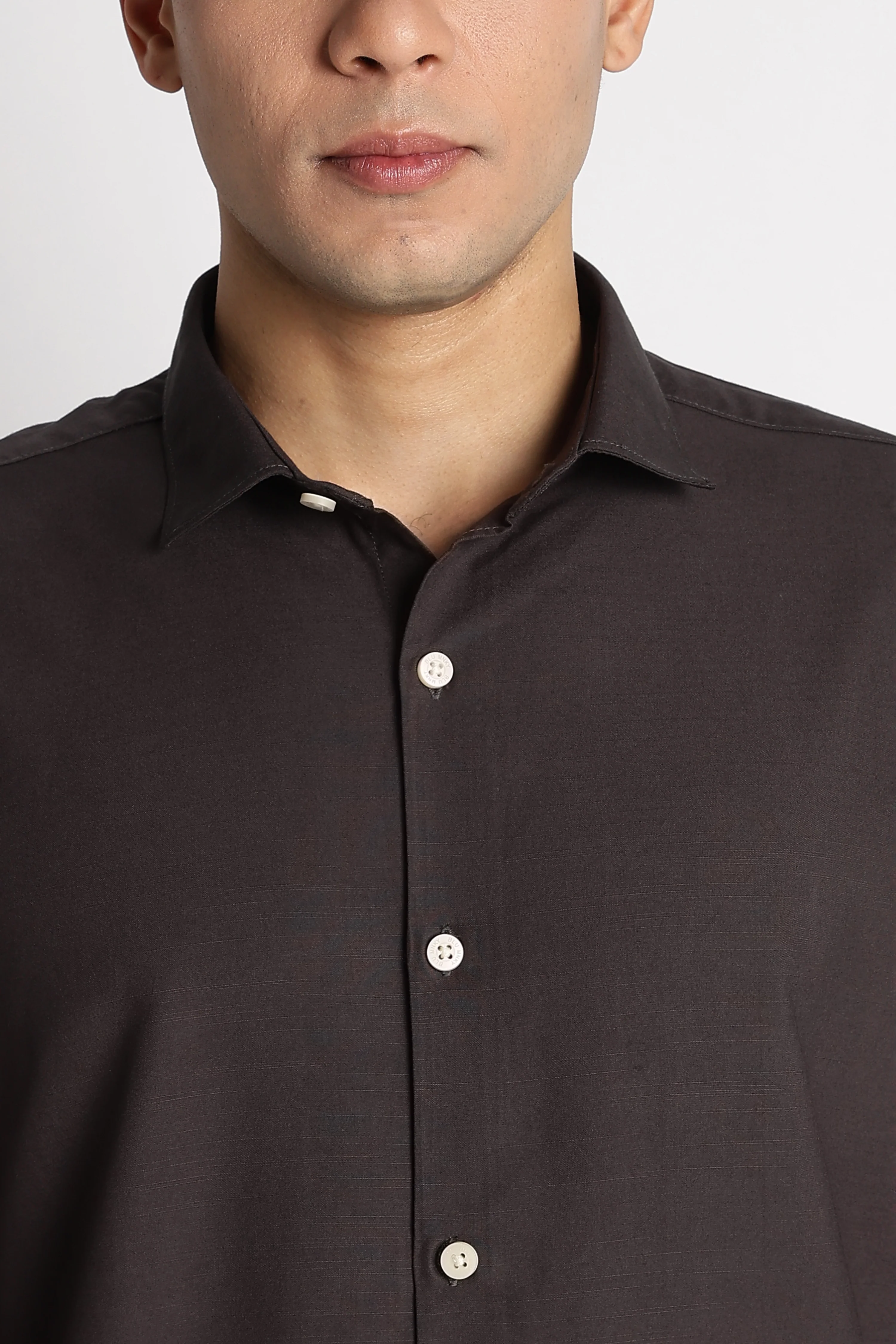 Men Premium Solid Casual Shirt - Image 4