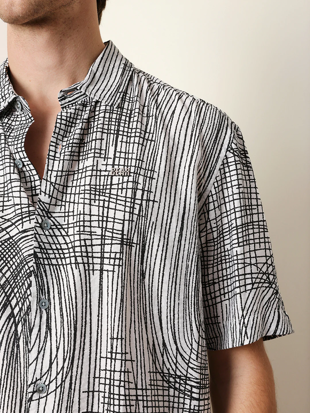 Men Printed Casual Half-Sleeve Shirt - Image 6