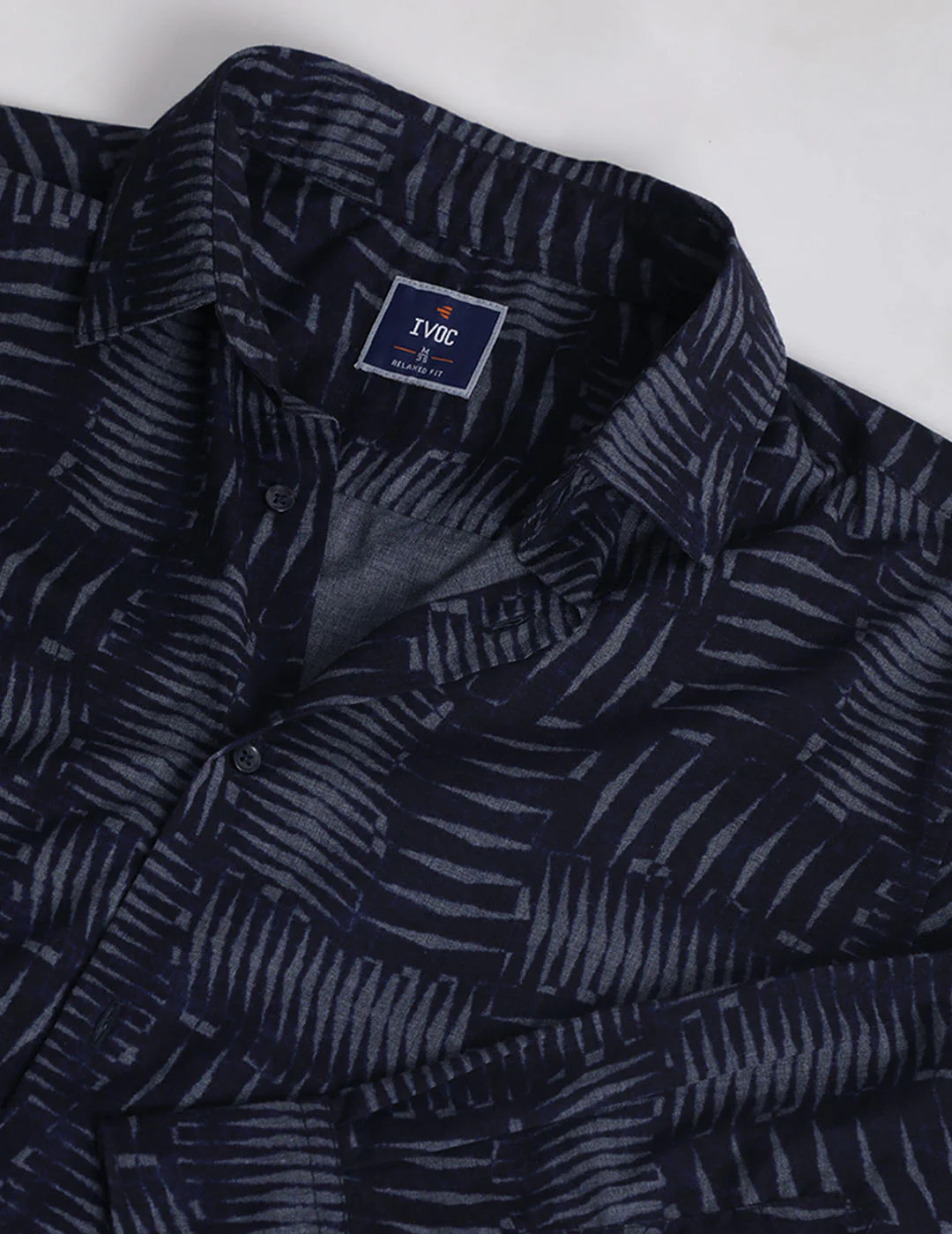 Men Printed Casual Shirt - Image 7