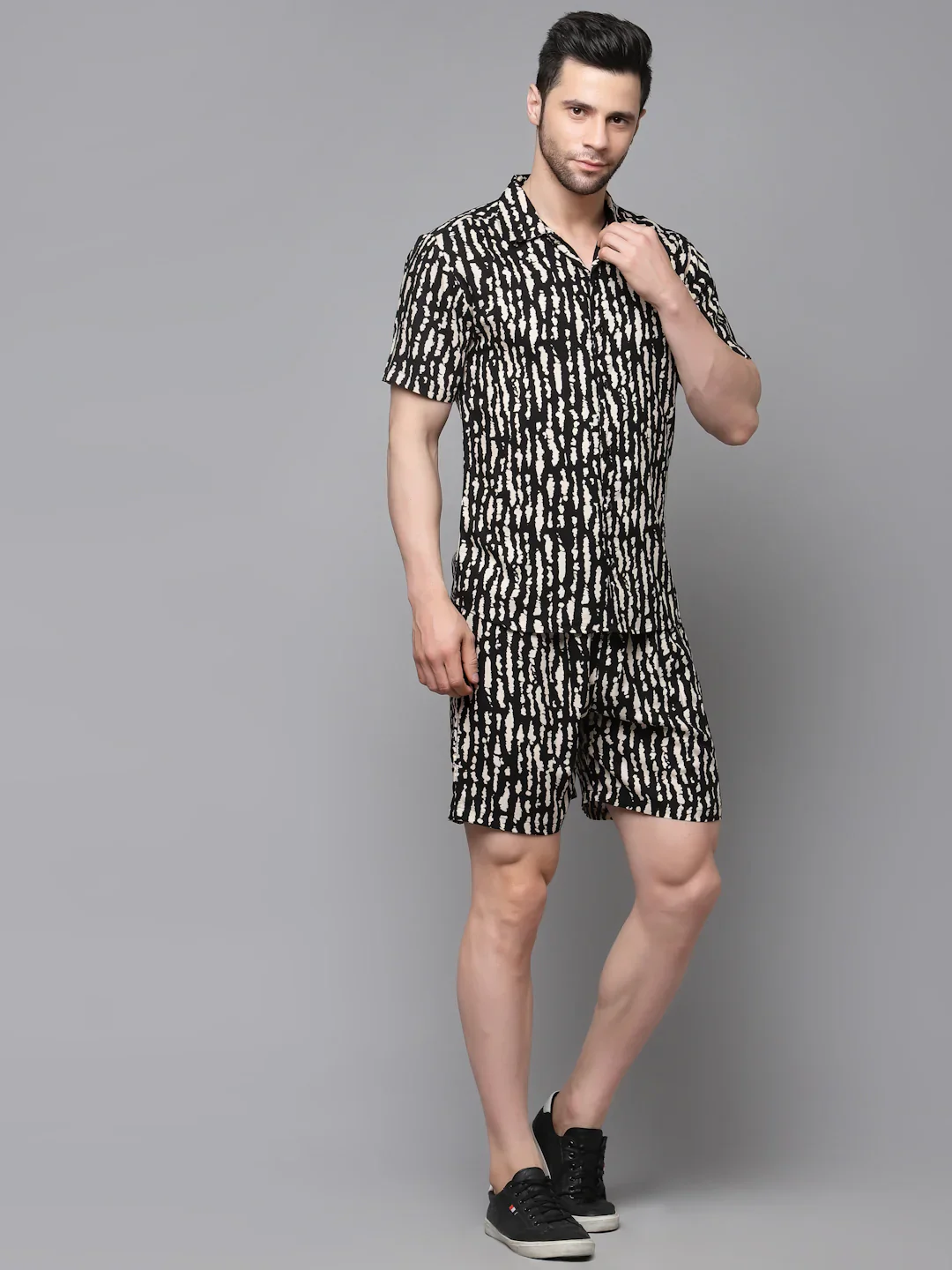 Men Printed Half Sleeve Co-ord Set - Image 3