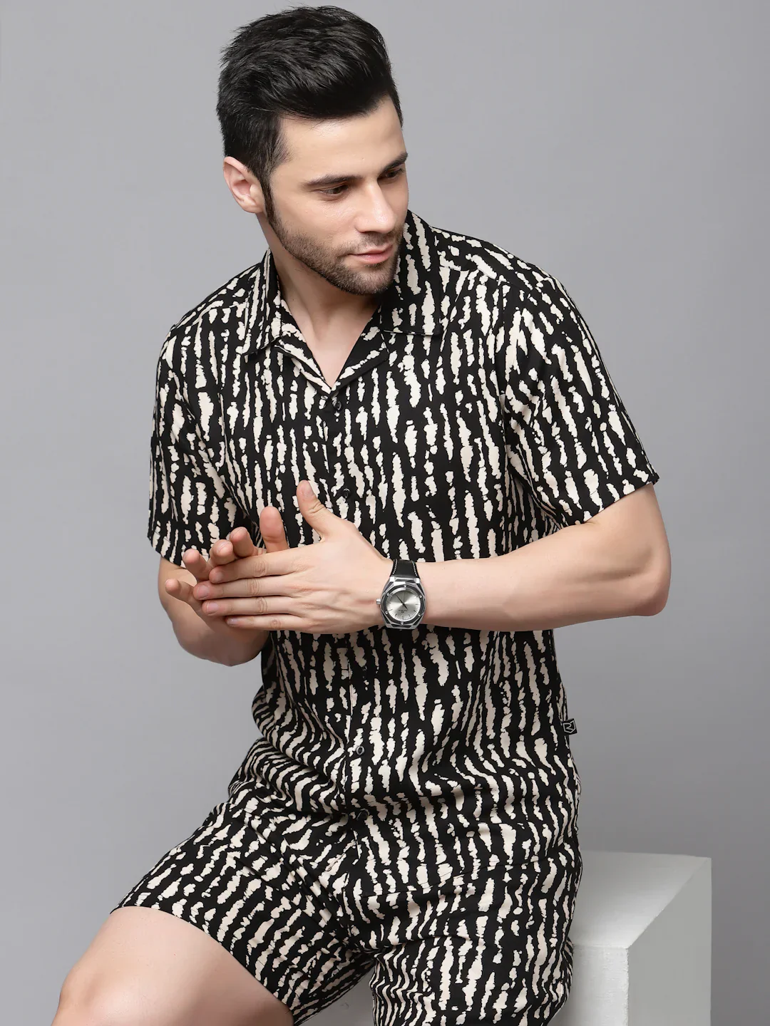 Men Printed Half Sleeve Co-ord Set - Image 4