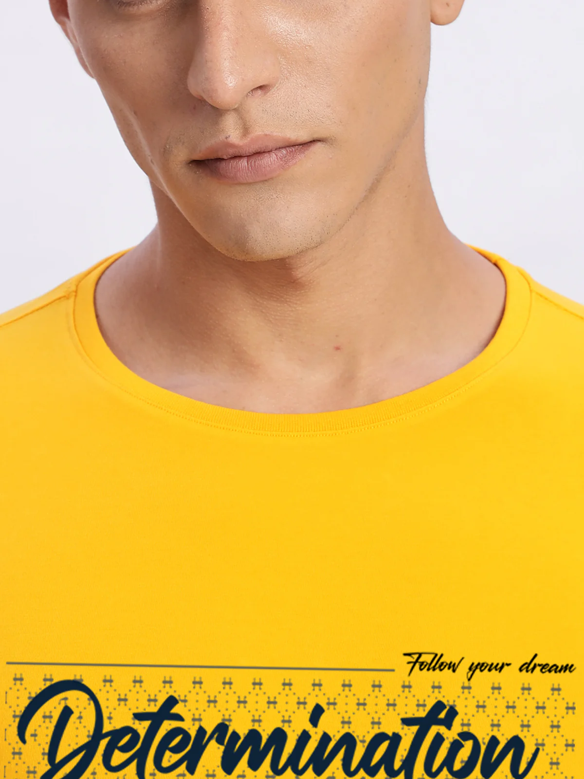 Men Printed Light Mustard T Shirt - Image 2