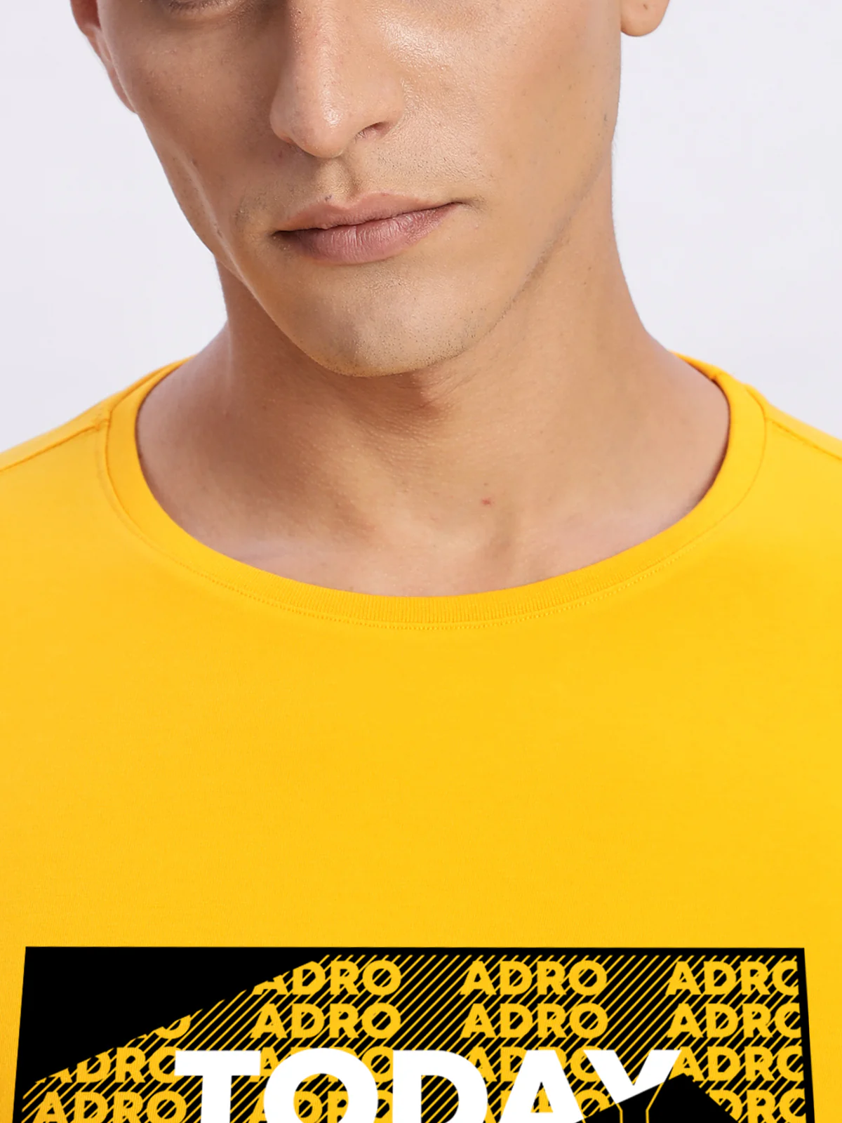 Men Printed Light Mustard T Shirt - Image 2