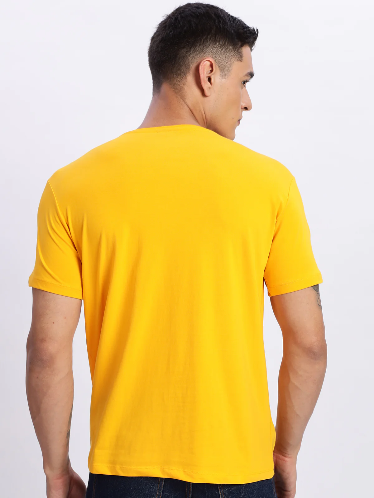 Men Printed Light Mustard T Shirt - Image 4