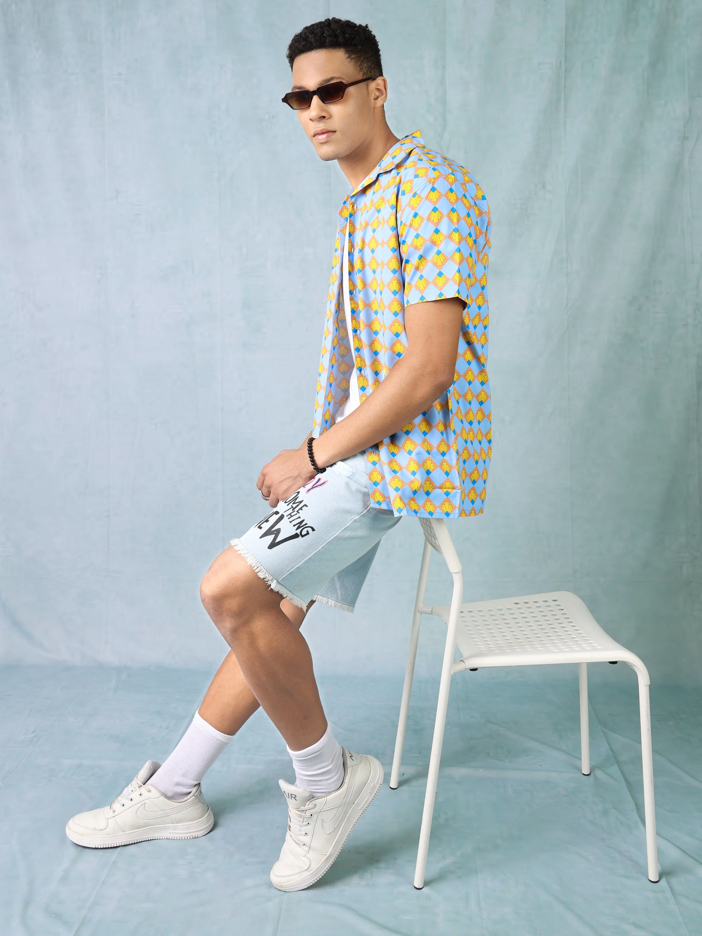 Men Printed Relaxed Fit Shirt - Image 3