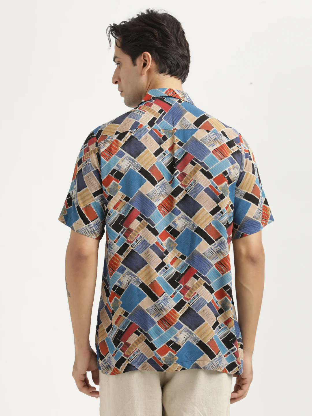 Men Printed Resort Shirt - Image 4