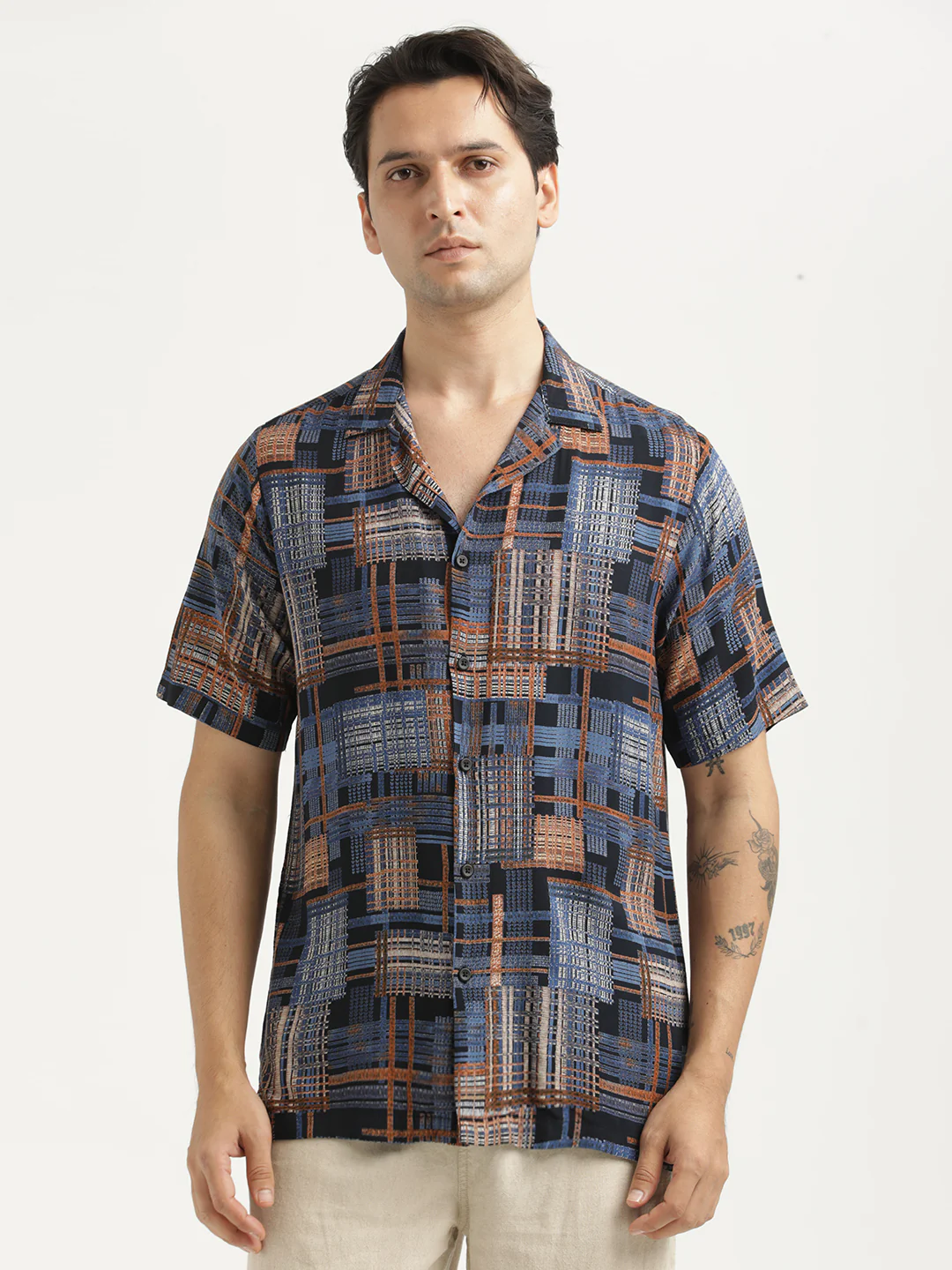 Men Printed Resort Shirt - Image 4