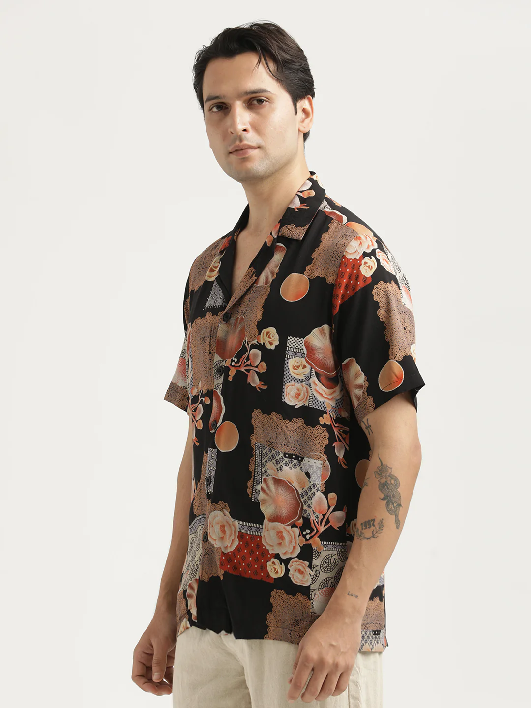 Men Printed Resort Shirt - Image 4