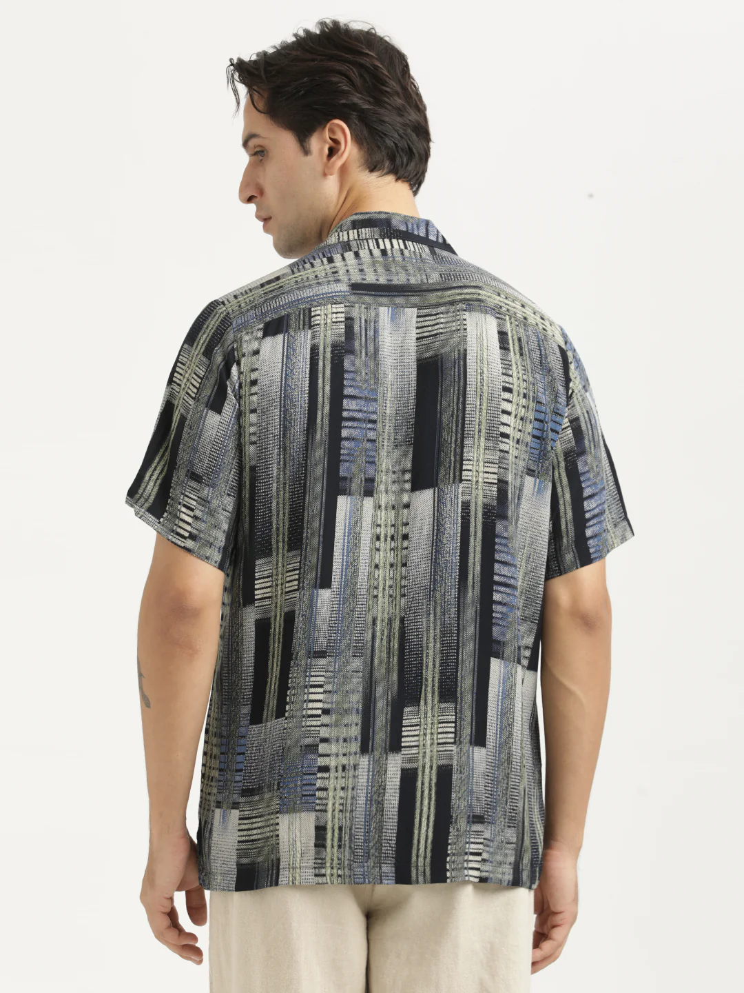 Men Printed Resort Shirt - Image 3