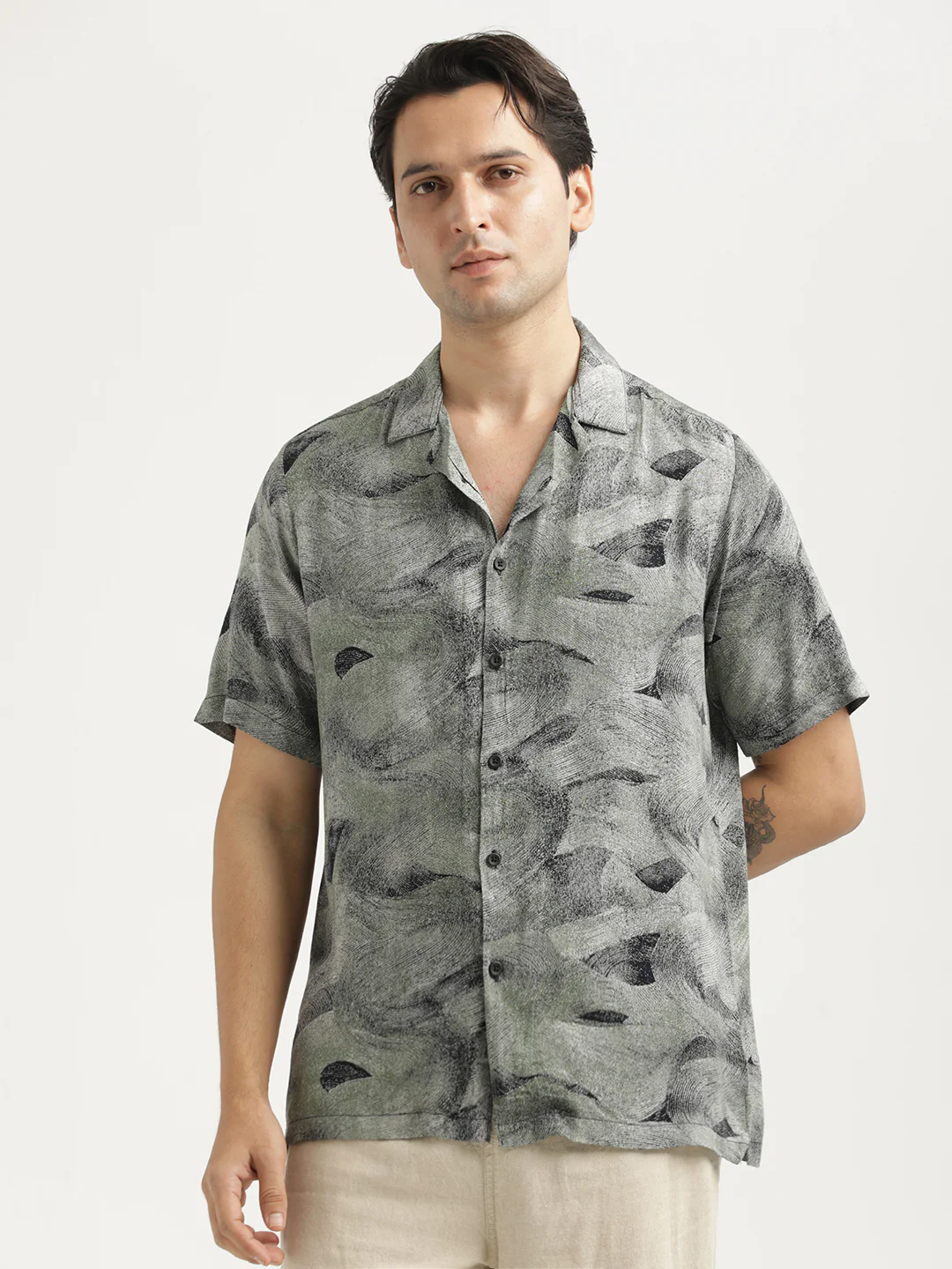 Men Printed Resort Shirt - Image 6