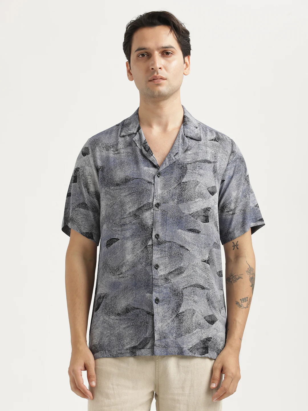 Men Printed Resort Shirt - Image 4