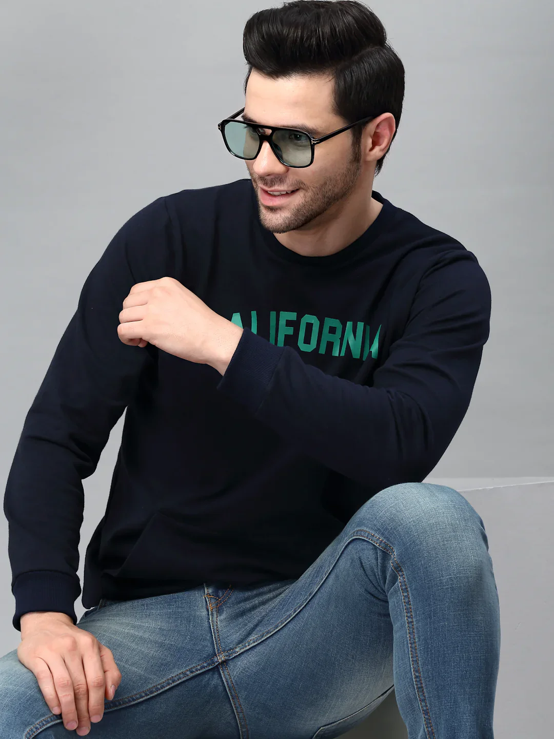 Men Printed Round Neck Fleece Sweatshirt - Image 4