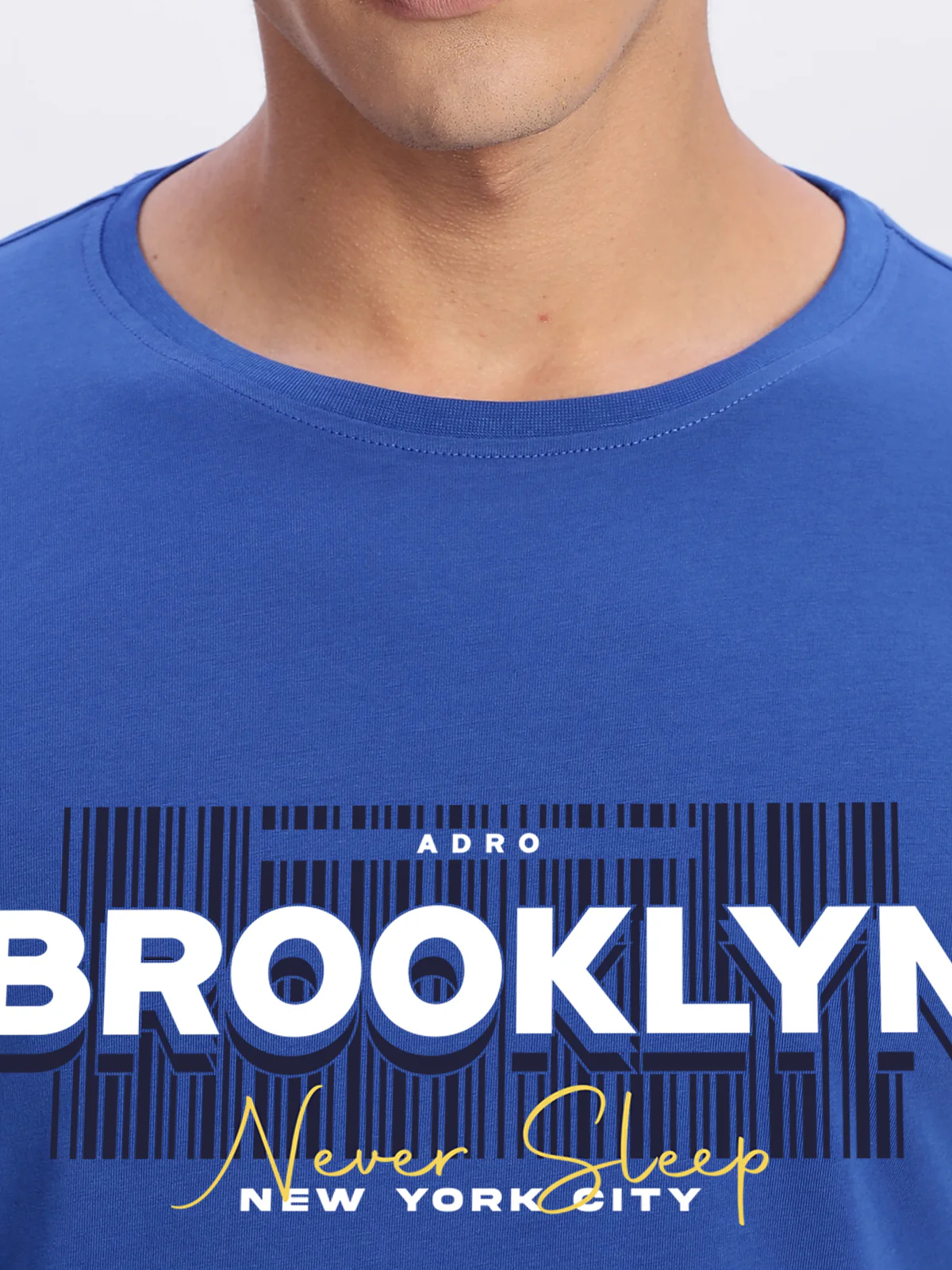 Men Printed Blue T Shirt - Image 2