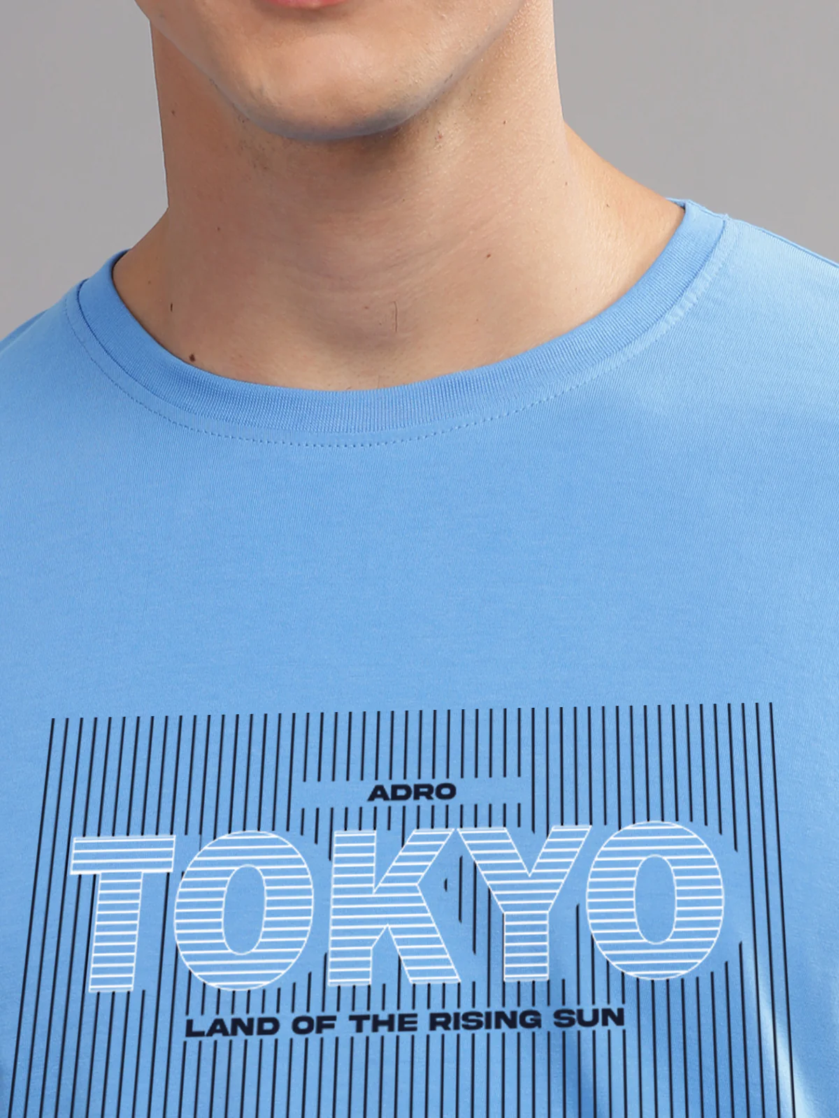 Men Printed Sky Blue T Shirt - Image 2