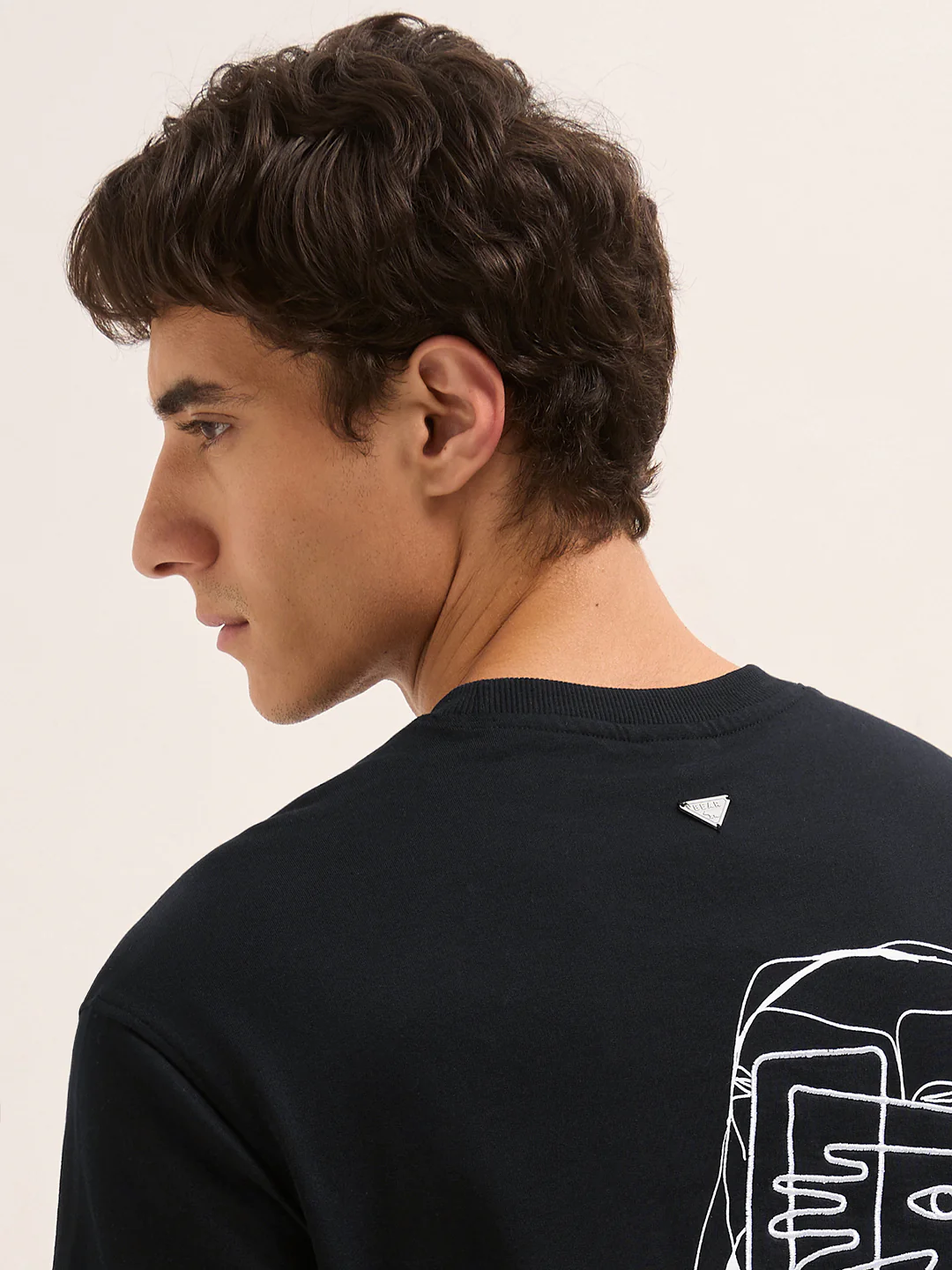 Men Pure Cotton Graphic Printed T-Shirt - Image 7