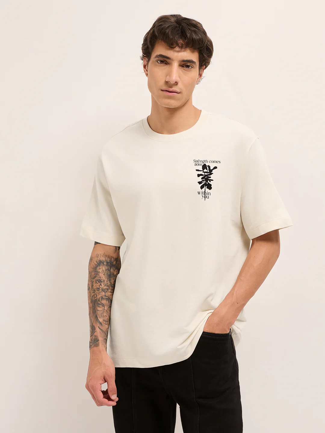 Men Pure Cotton Graphic Printed T-Shirt - Image 7