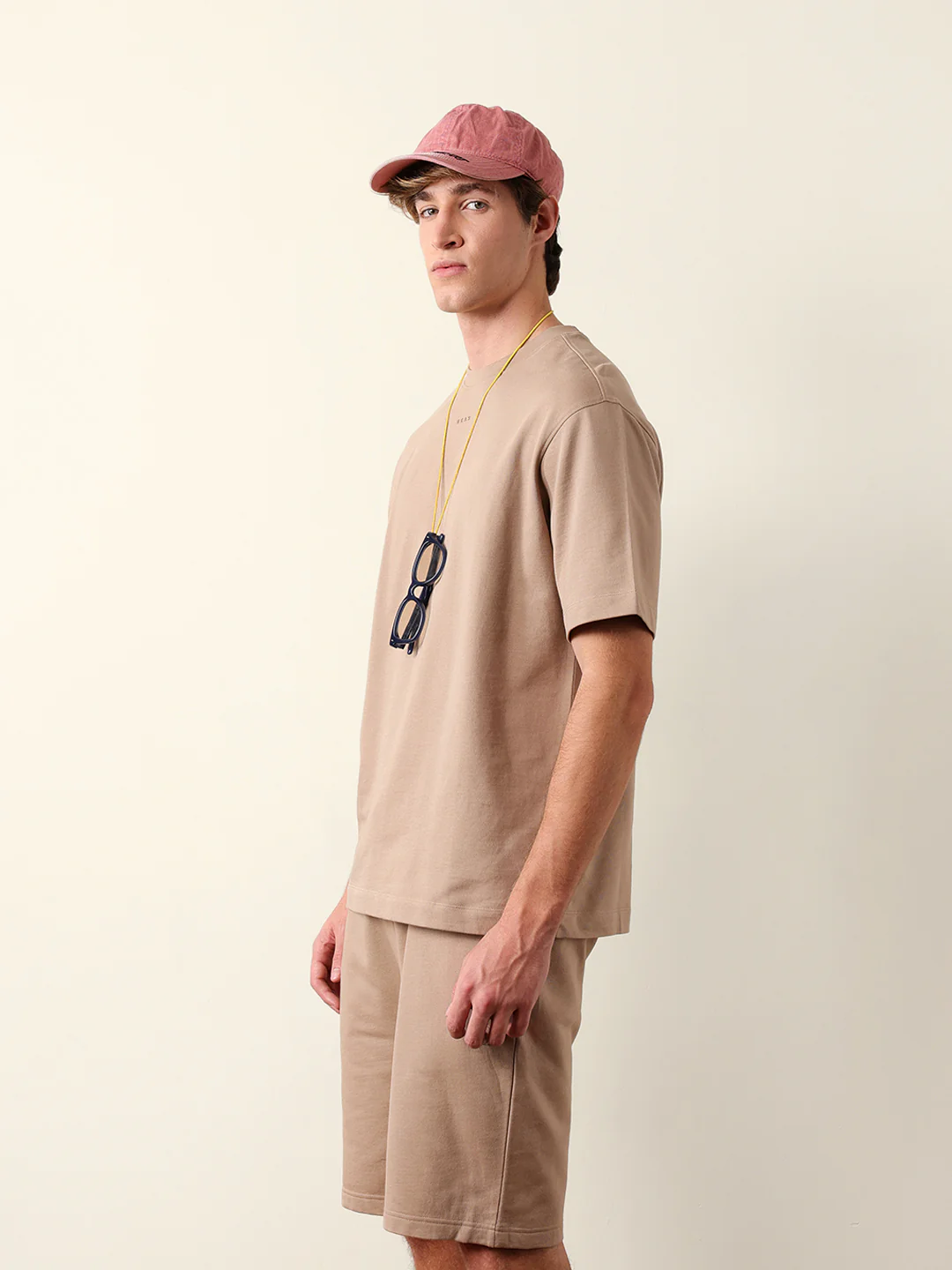 Men Pure Cotton Solid Round Neck Tshirt - Image 4
