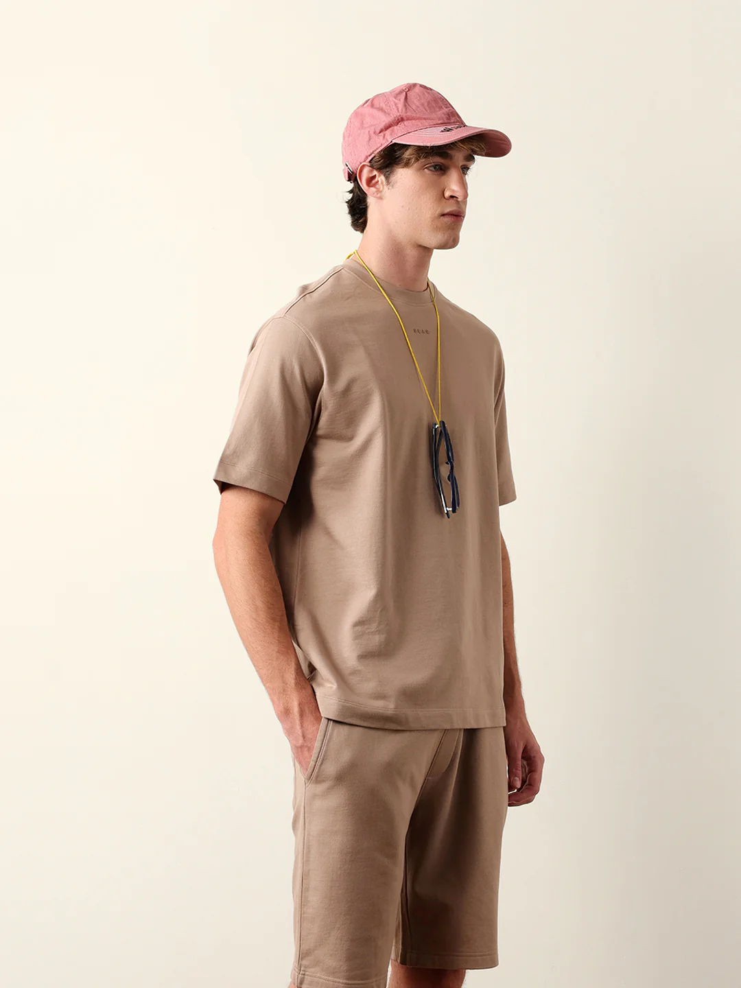 Men Pure Cotton Solid Round Neck Tshirt - Image 5