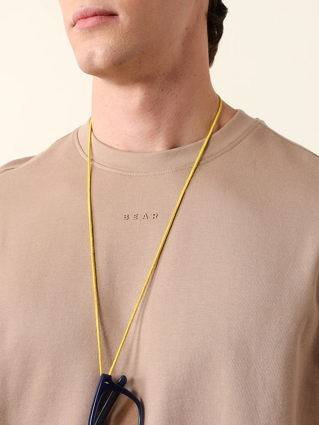 Men Pure Cotton Solid Round Neck Tshirt - Image 6