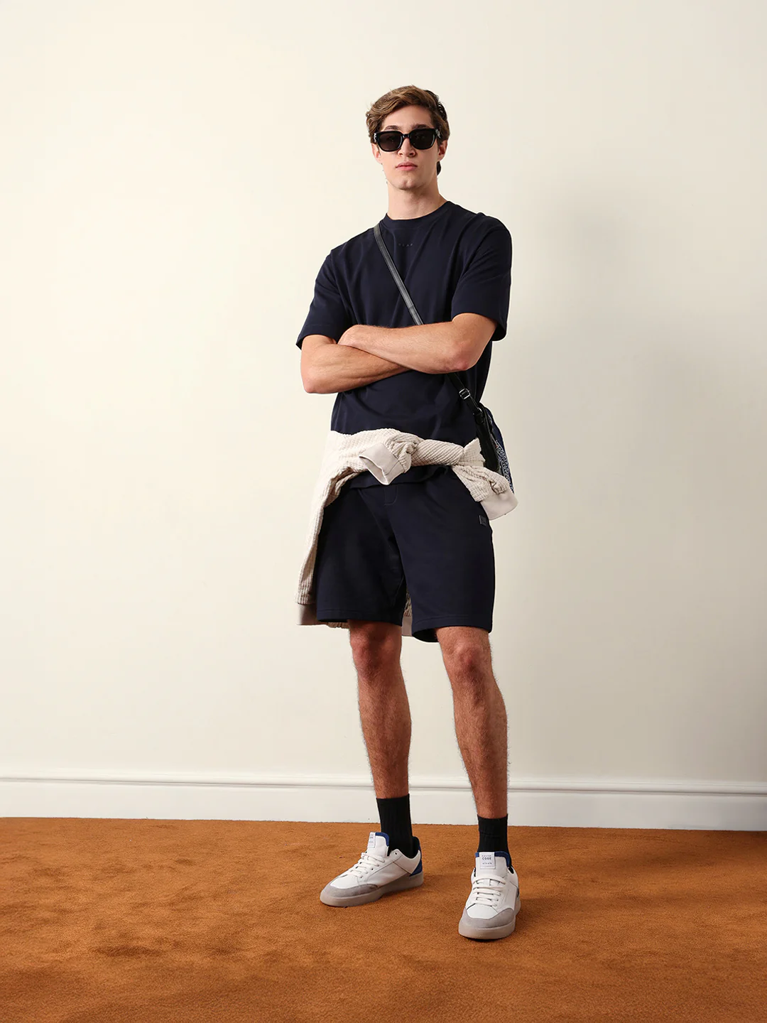 Men Pure Cotton Solid Round Neck Tshirt - Image 2