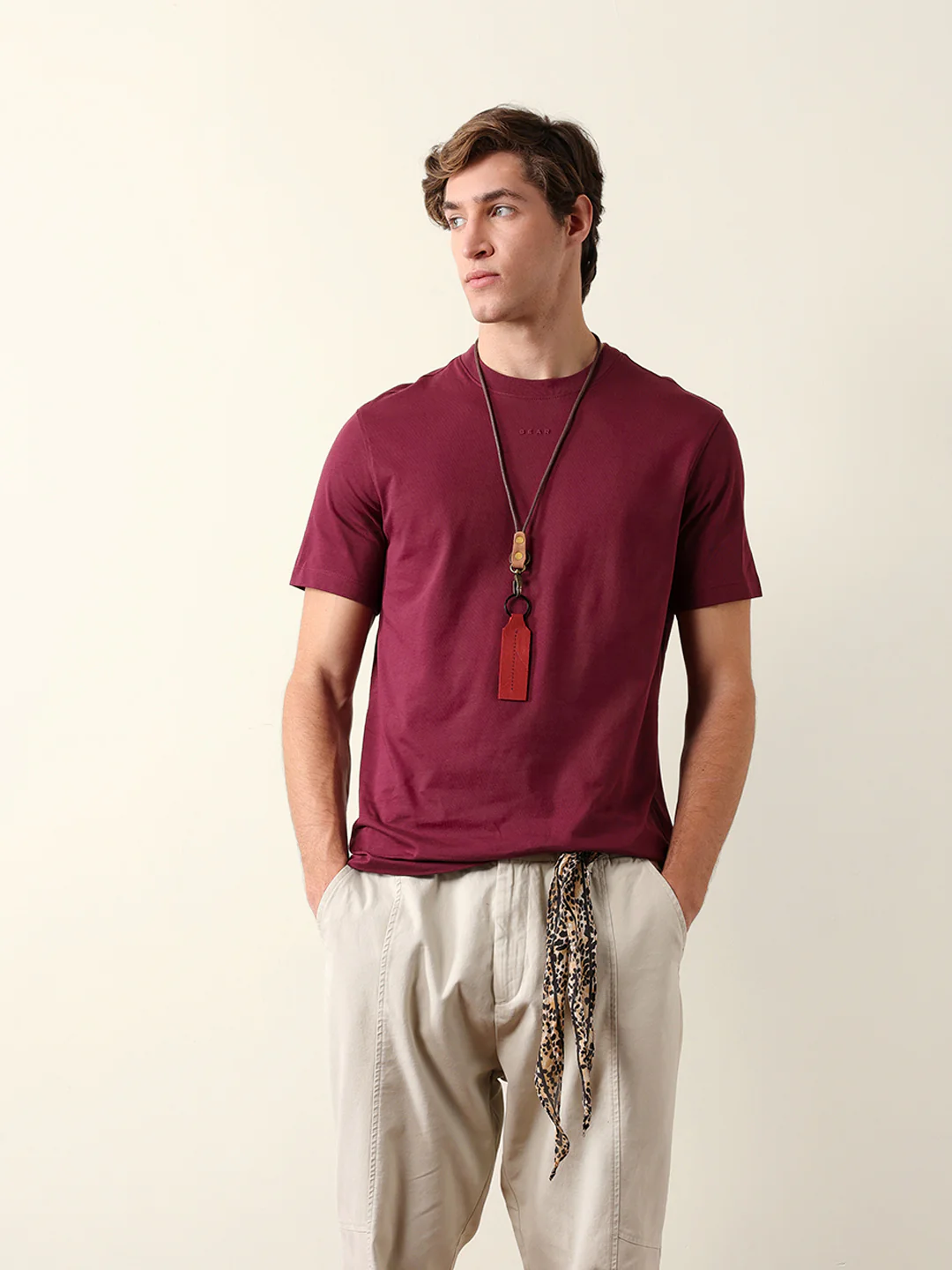 Men Pure Cotton Solid Round Neck Tshirt - Image 2
