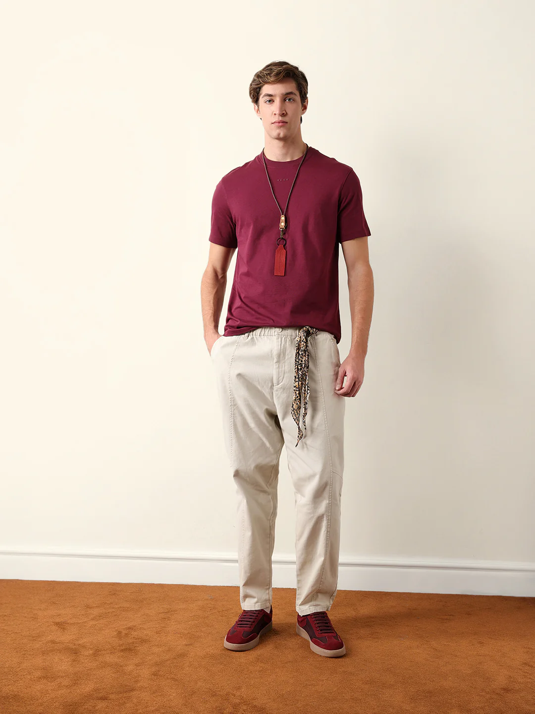 Men Pure Cotton Solid Round Neck Tshirt - Image 7