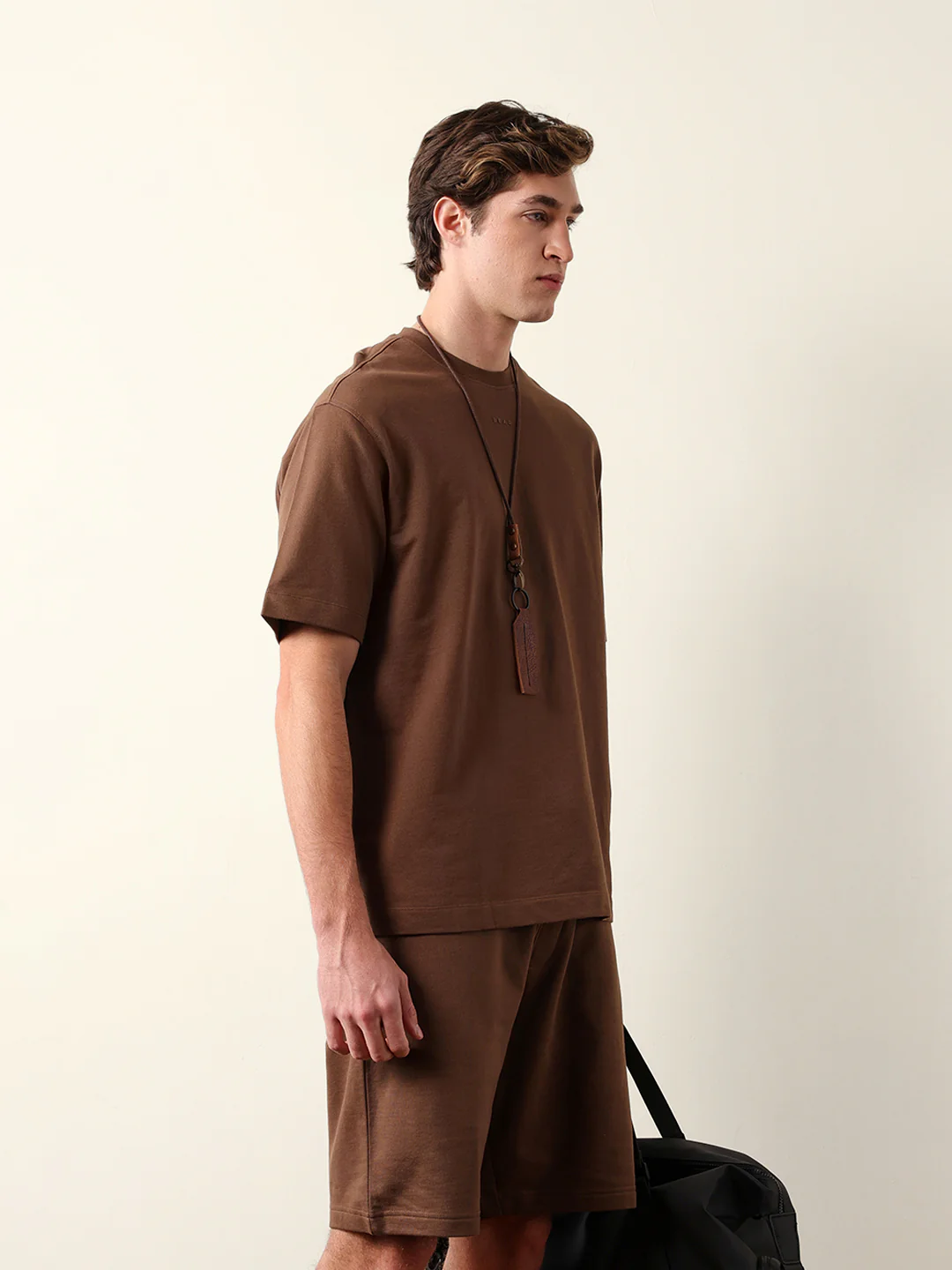 Men Pure Cotton Solid Round Neck Tshirt - Image 5