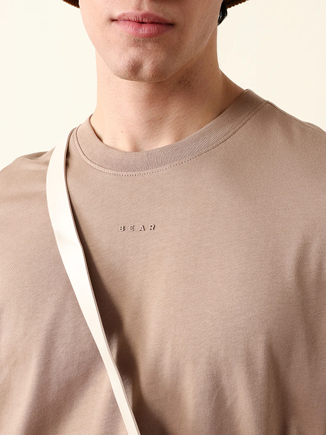 Men Pure Cotton Solid Round Neck Tshirt - Image 5