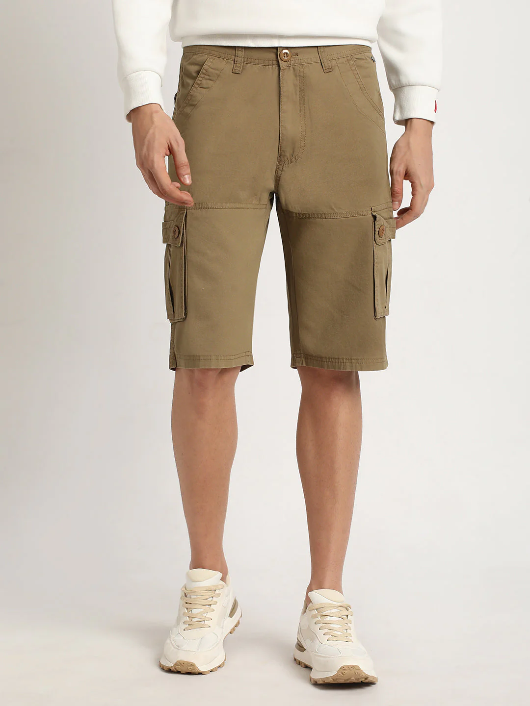 Men PURINO - Beige Solid Regular Fit Cotton Cargo Shorts - Image 2