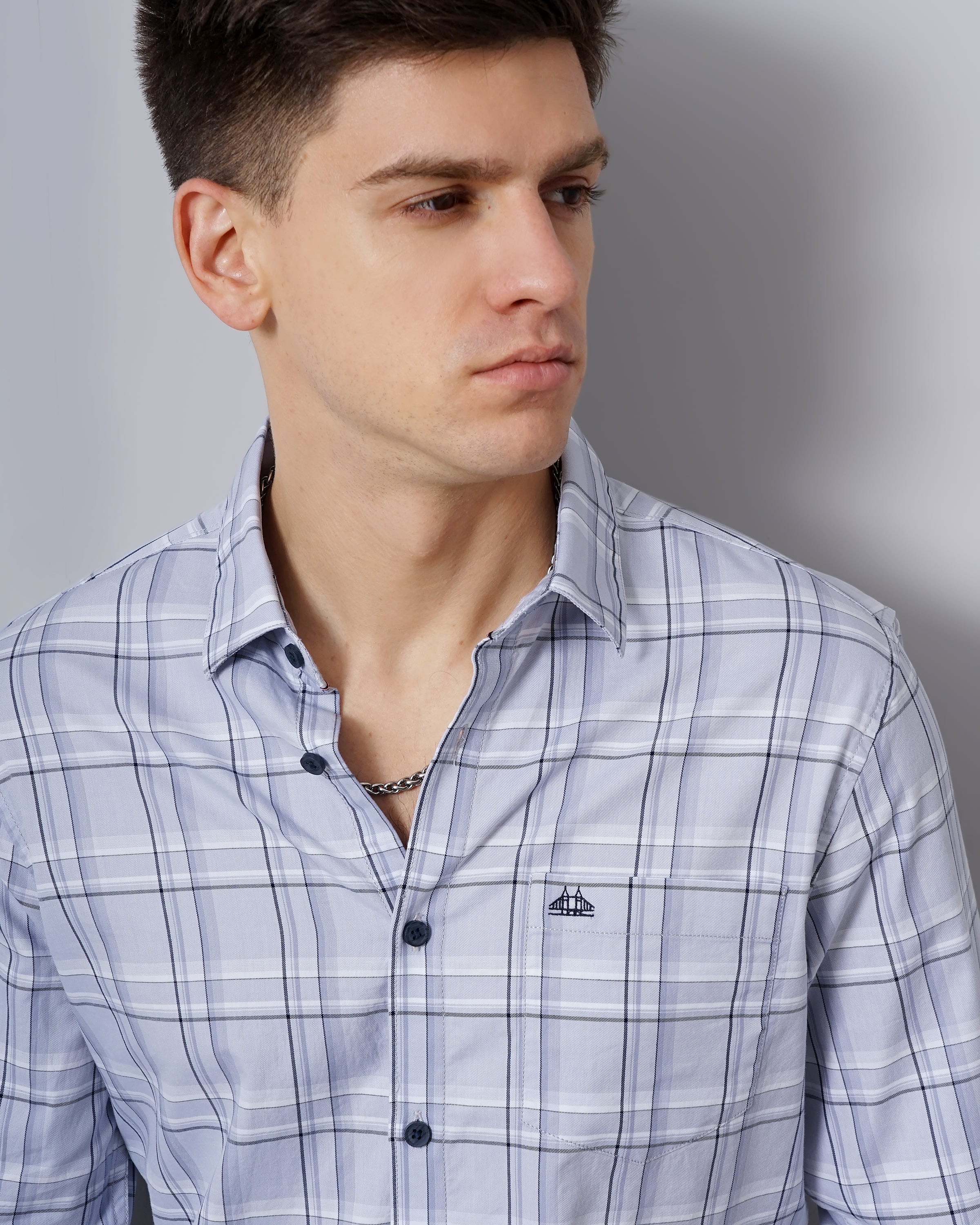 Men Purple Cotton Slim Shirt - Image 2