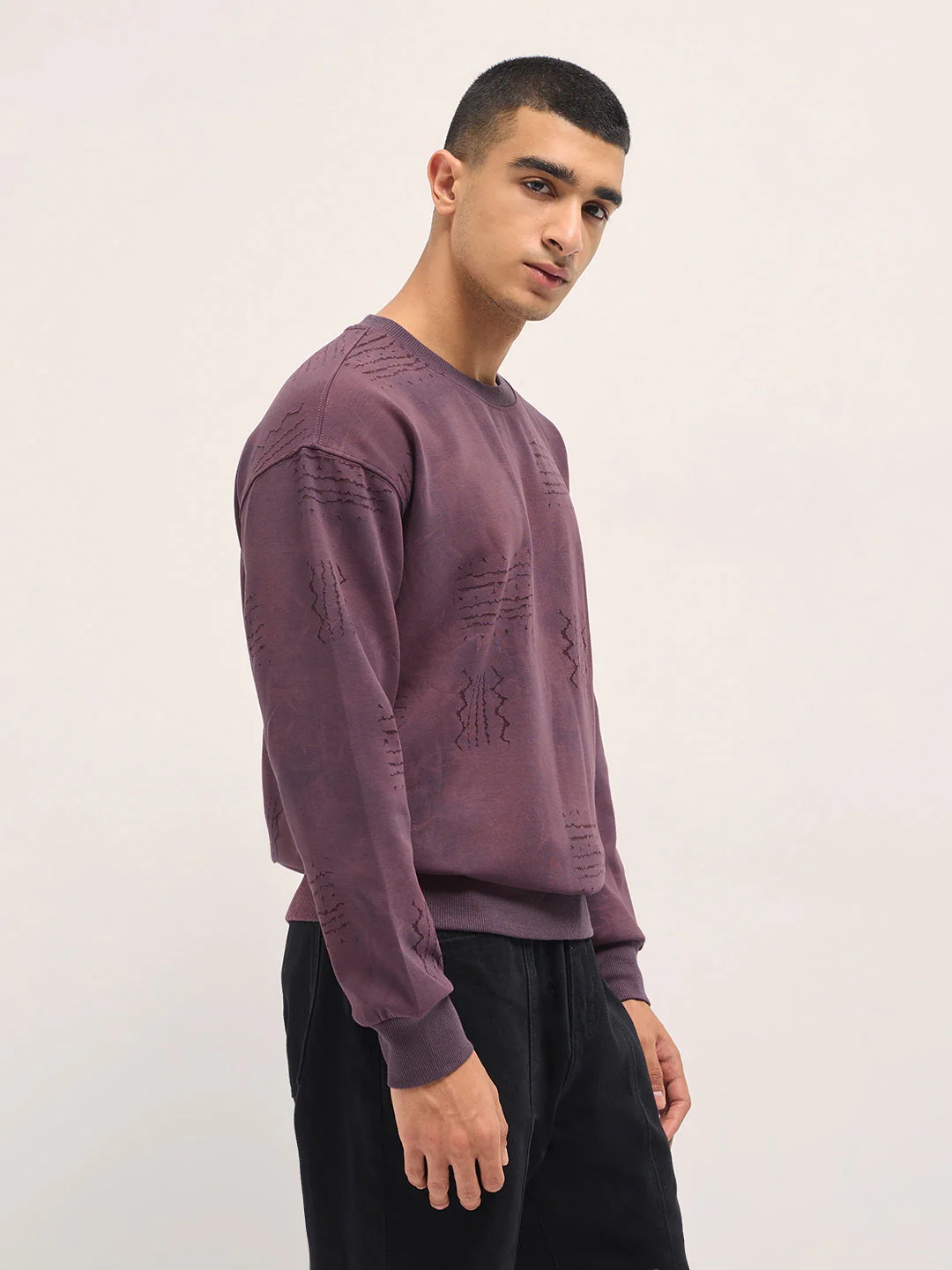 Men Purple Relaxed Fit Crew Neck T-Shirt - Image 3