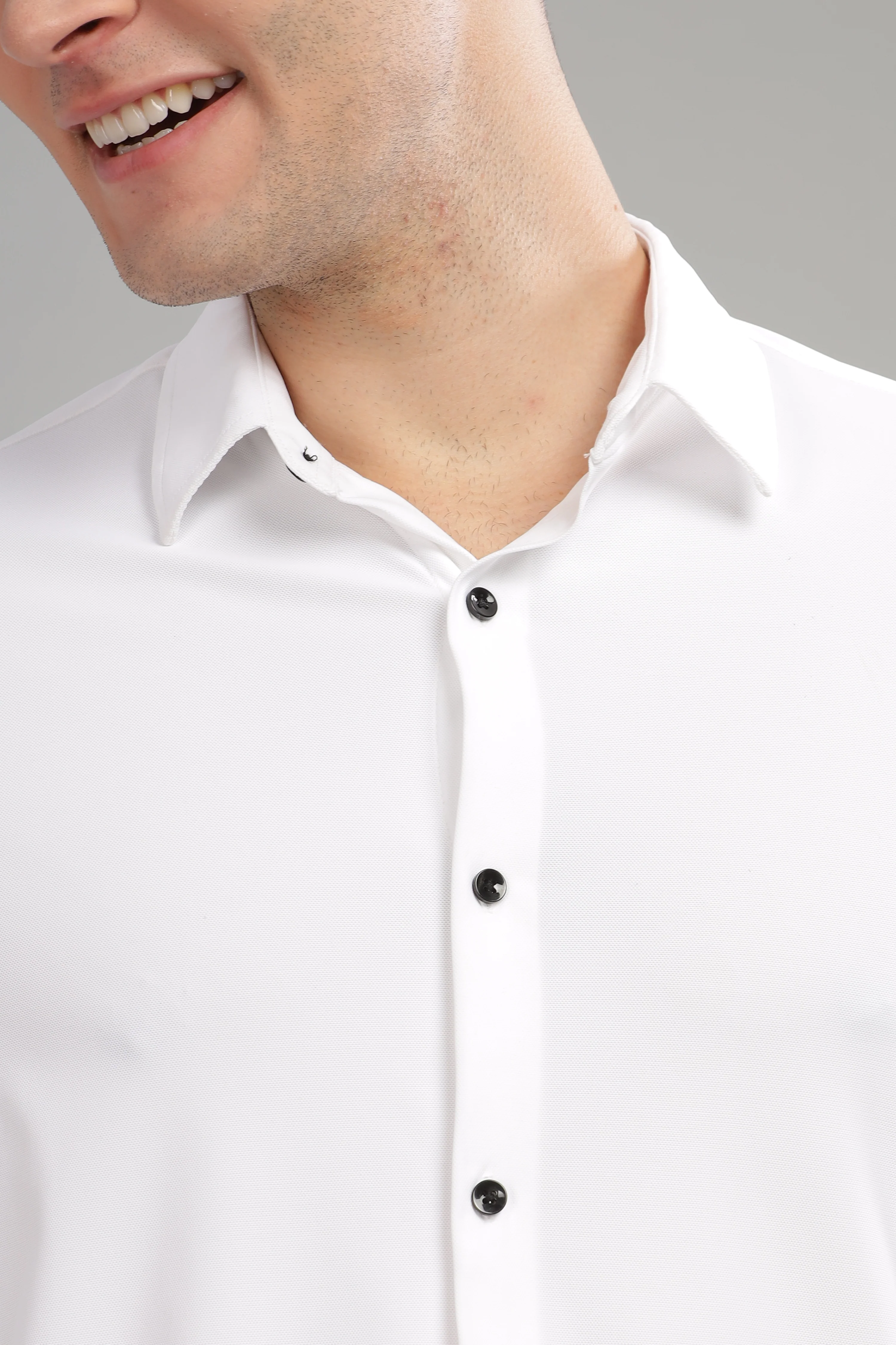 Men White Slim Fit Shirt - Image 3