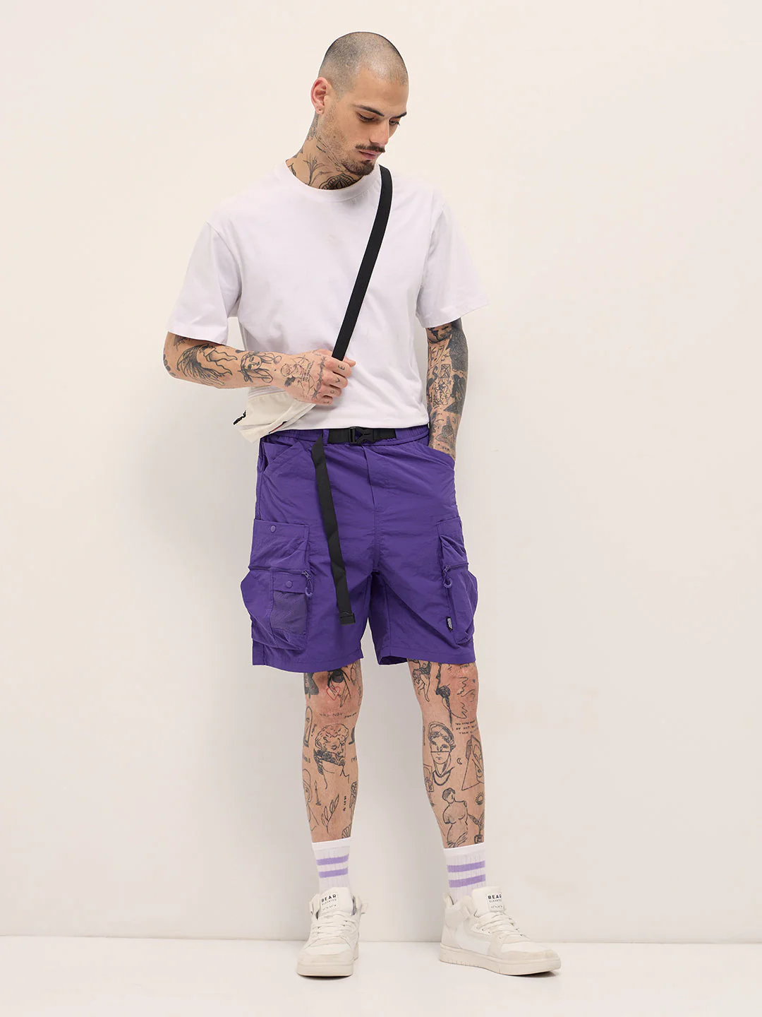 Men Purple Solid Polyester Cargo Shorts - Image 4