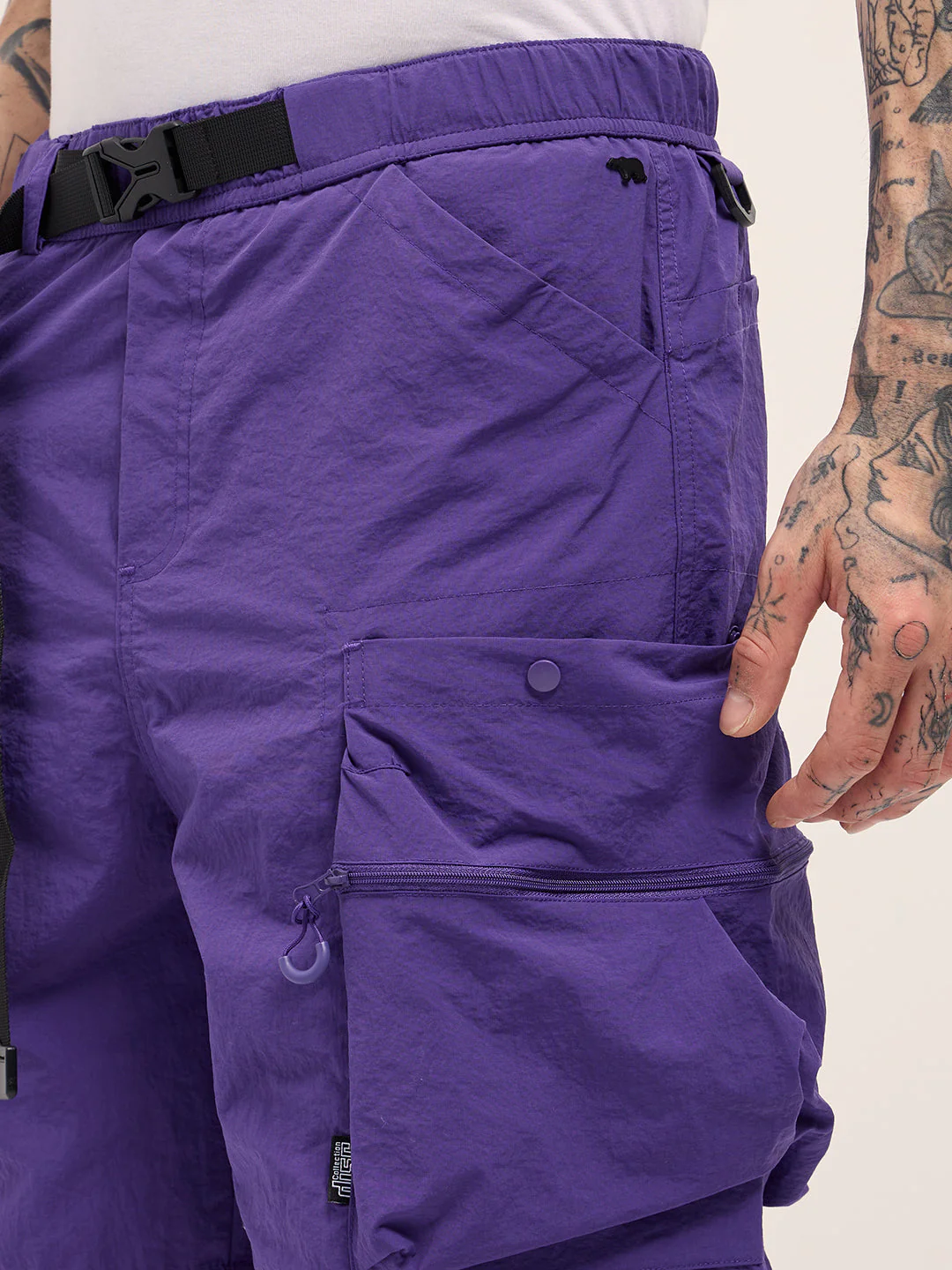 Men Purple Solid Polyester Cargo Shorts - Image 5