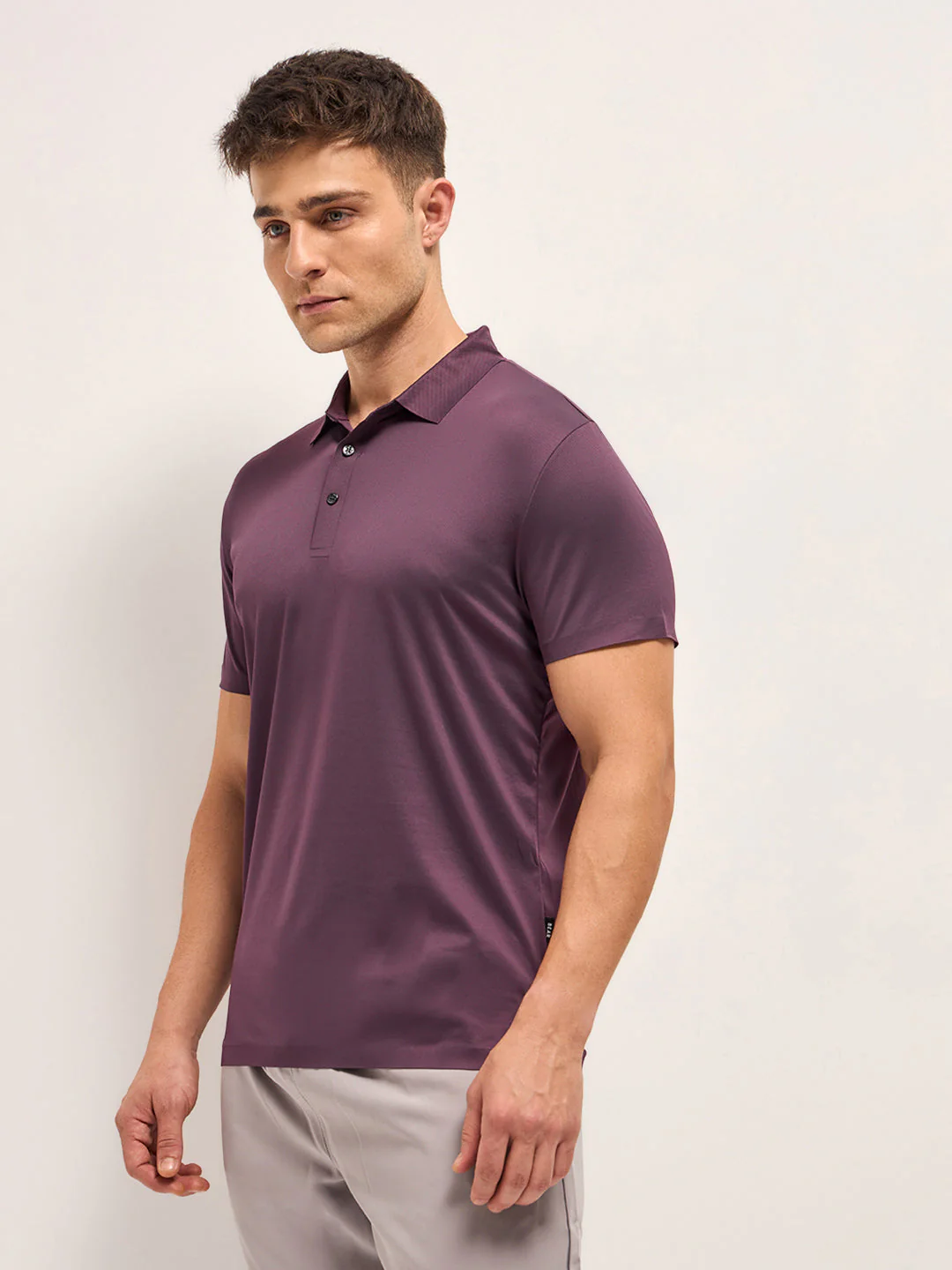Men Purple Solid Regular Fit Polo T-shirt - Image 3