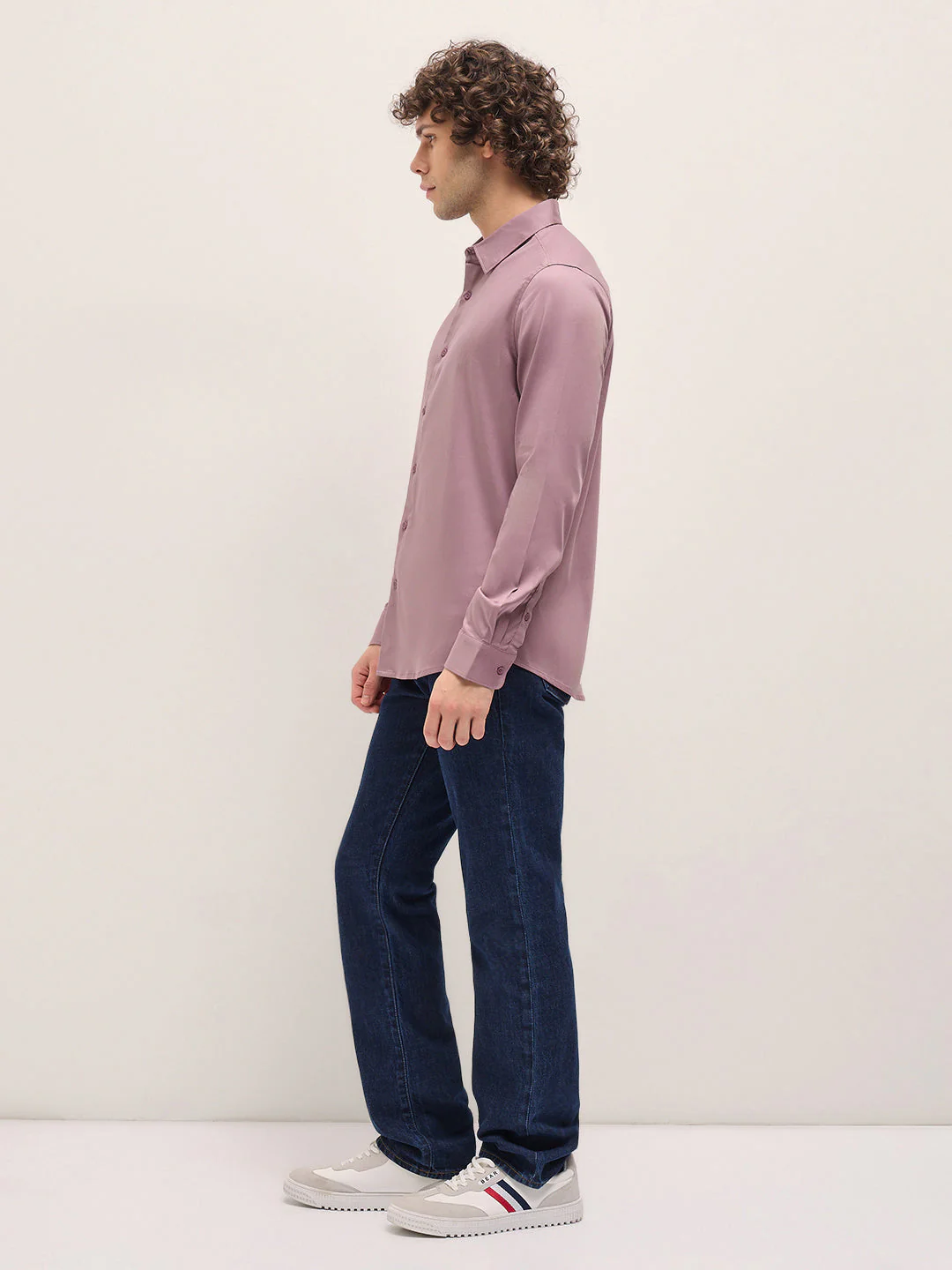 Men Purple Solid Slim Fit Casual Shirt - Image 3