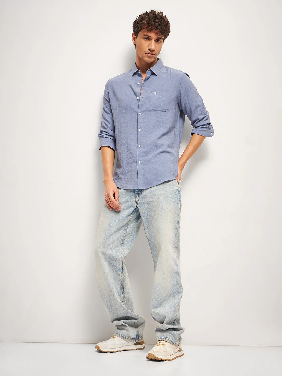 Men Purple Solid Slim Fit Casual Shirt - Image 4