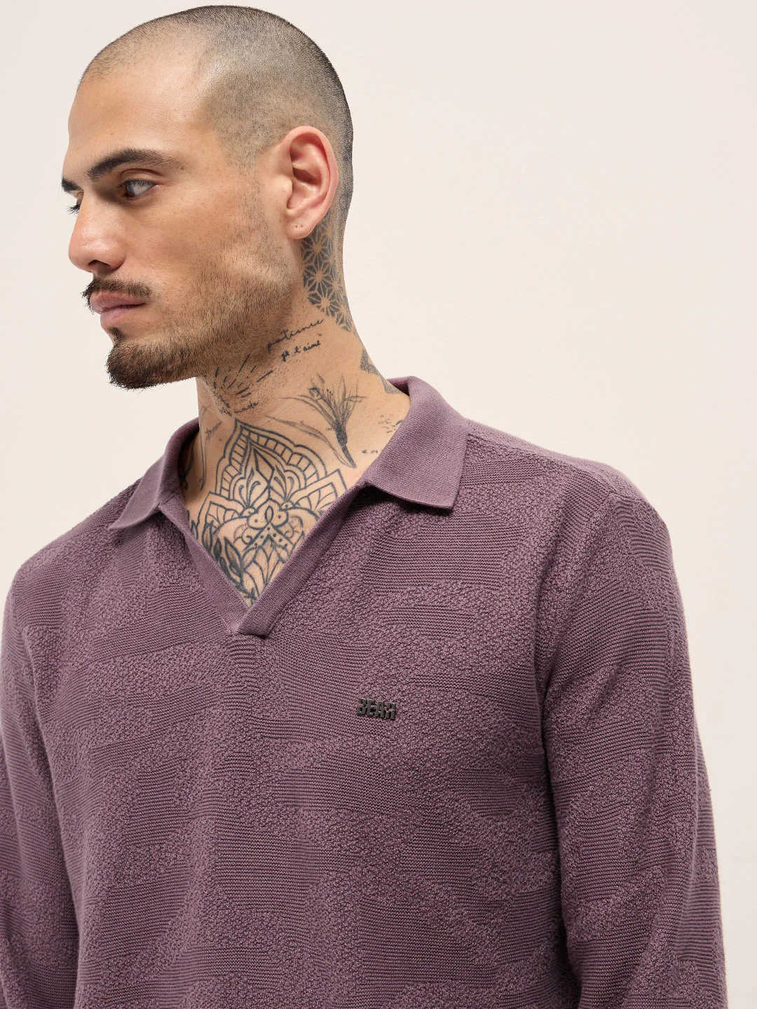 Men Purple Textured Knit Slim Fit Polo - Image 5