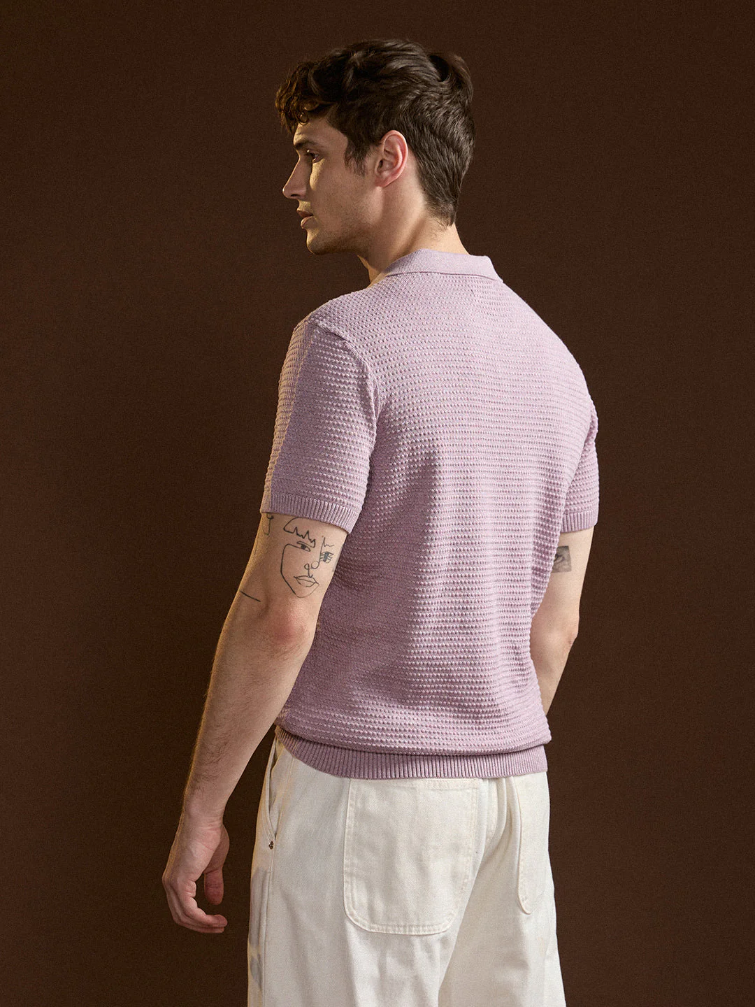 Men Purple Textured Slim Fit V-Notch Style Polo - Image 4