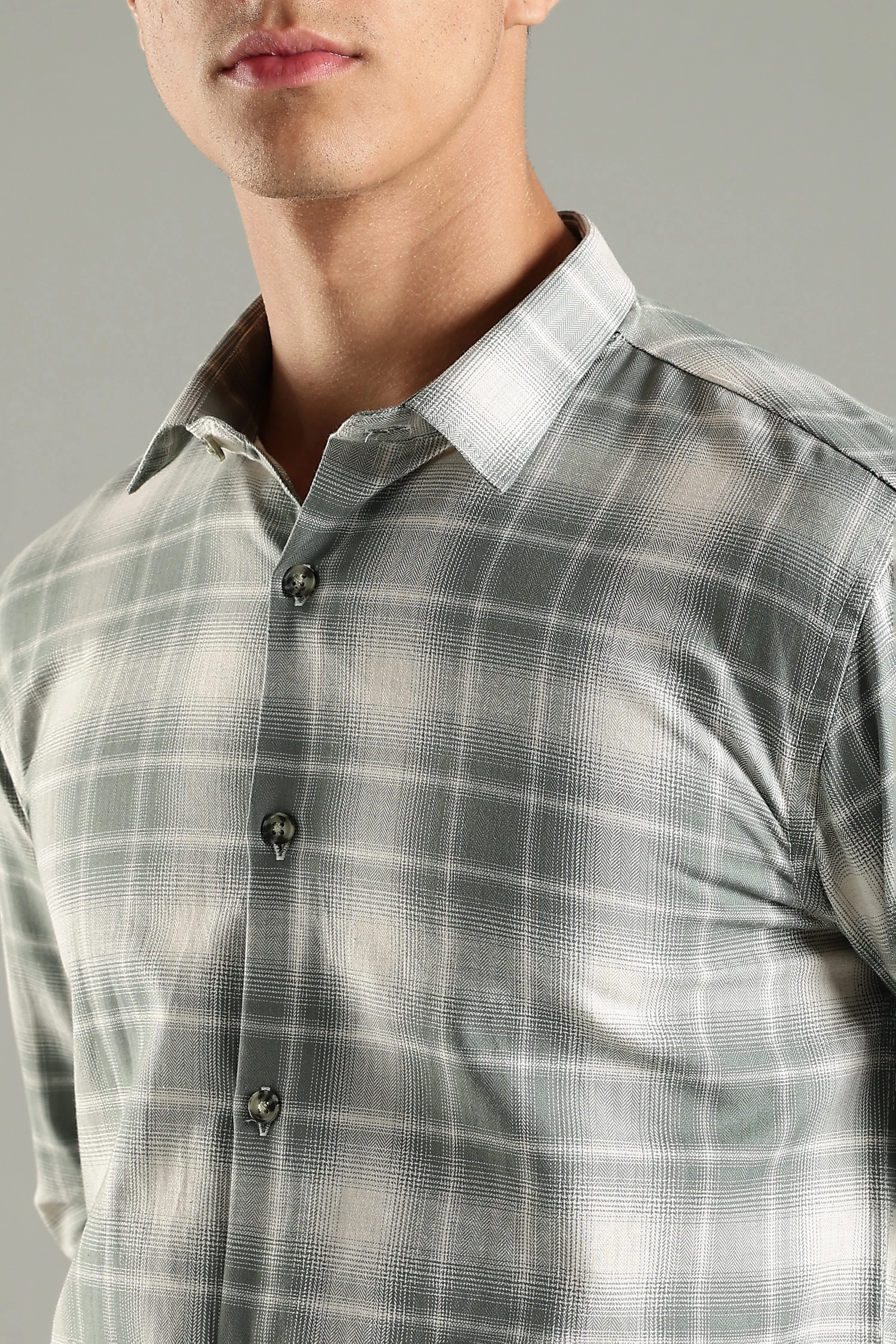 Men Raye Green Checks Shirt - Image 4