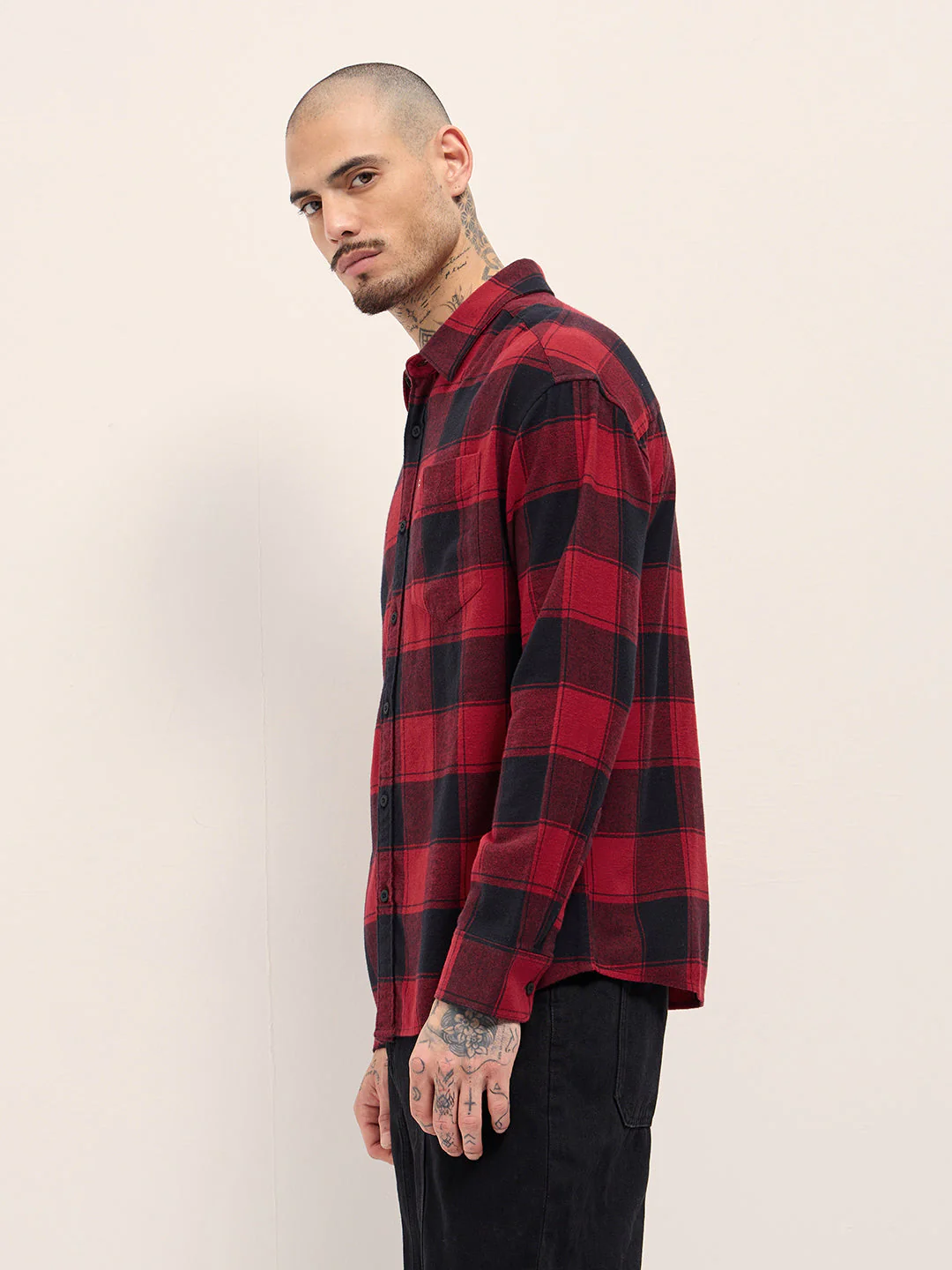 Men Red & Black Checked Relax Fit Casual Shirt - Image 3