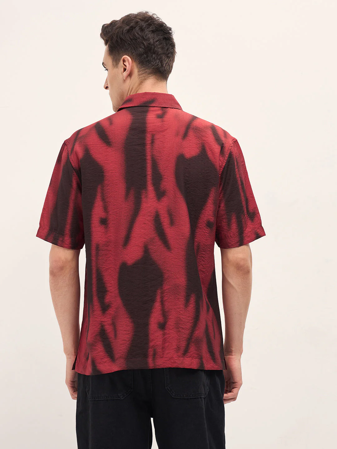 Men Red Digital Print Relax Fit Casual Shirt - Image 2