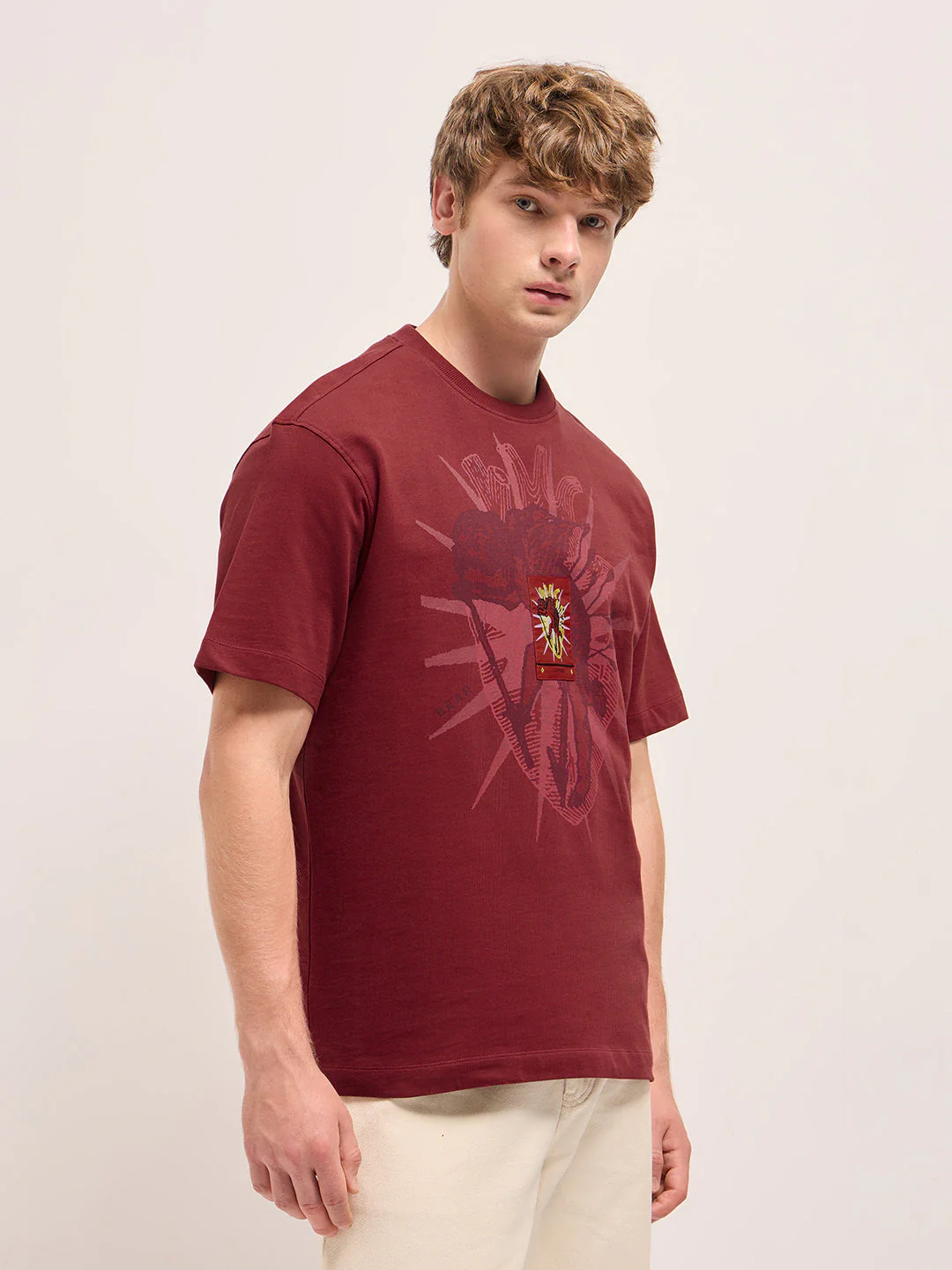 Men Red Oversize Abstract Heart Printed Crew Neck T-shirt - Image 3